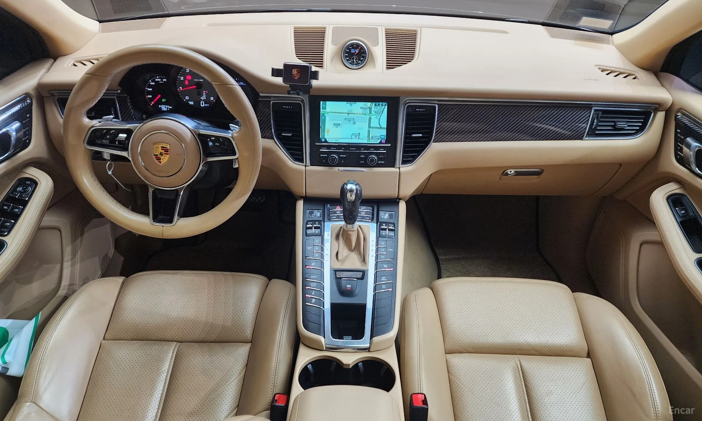 Porsche Macan превью 4
