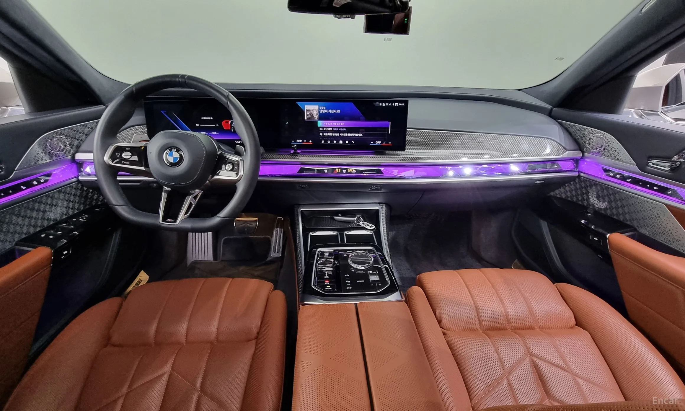 BMW 7 Series (G70) превью 4
