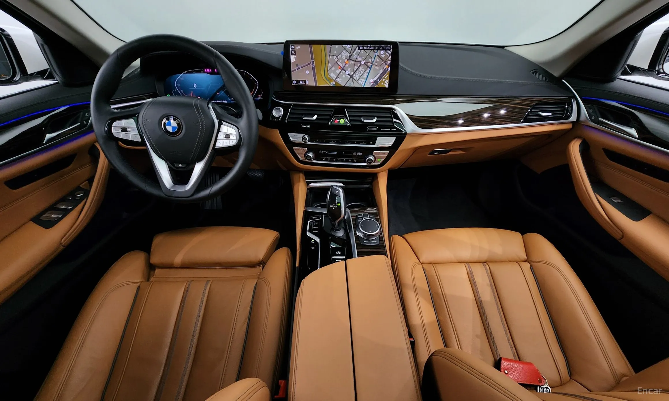 BMW 5 Series (G30) превью 4
