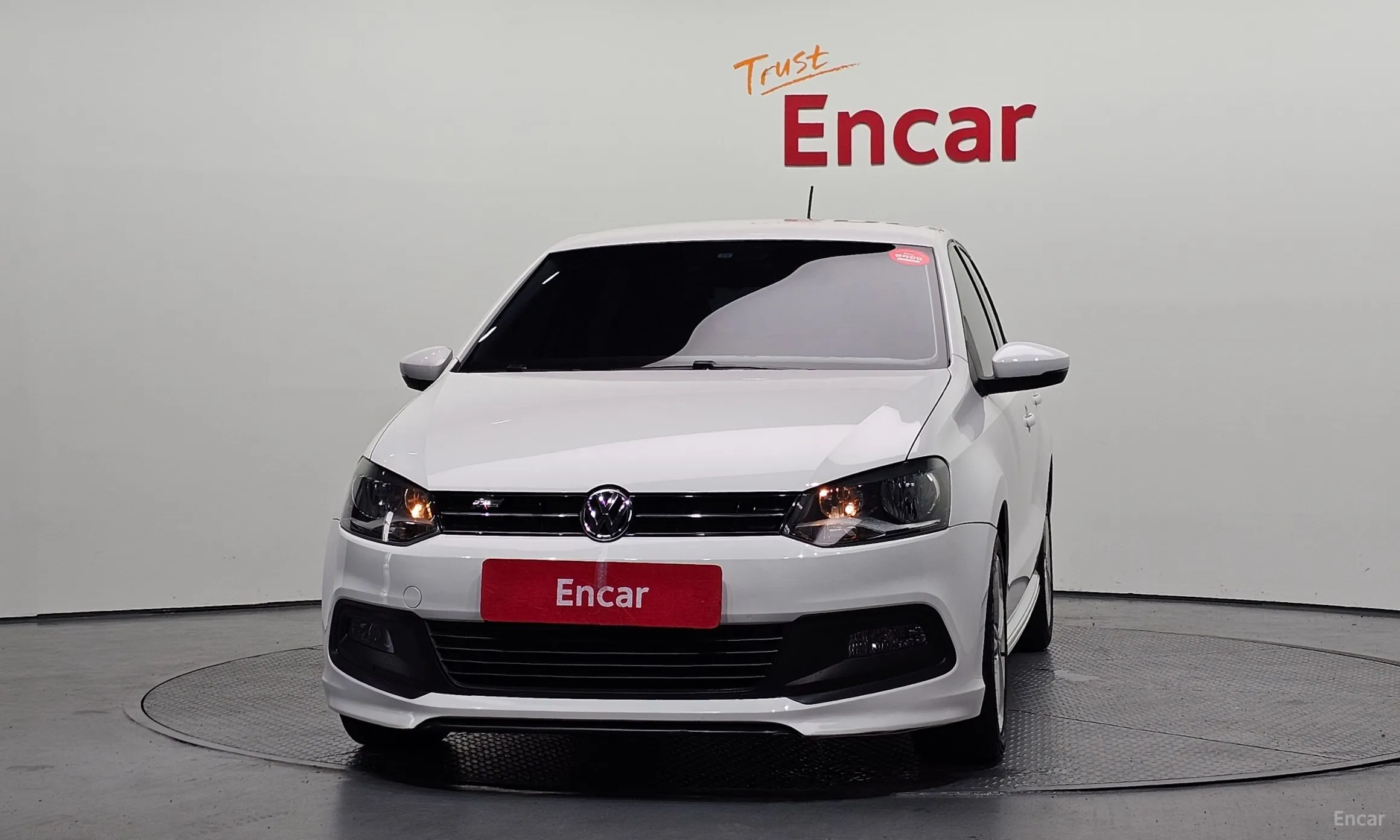 Volkswagen Polo превью 2