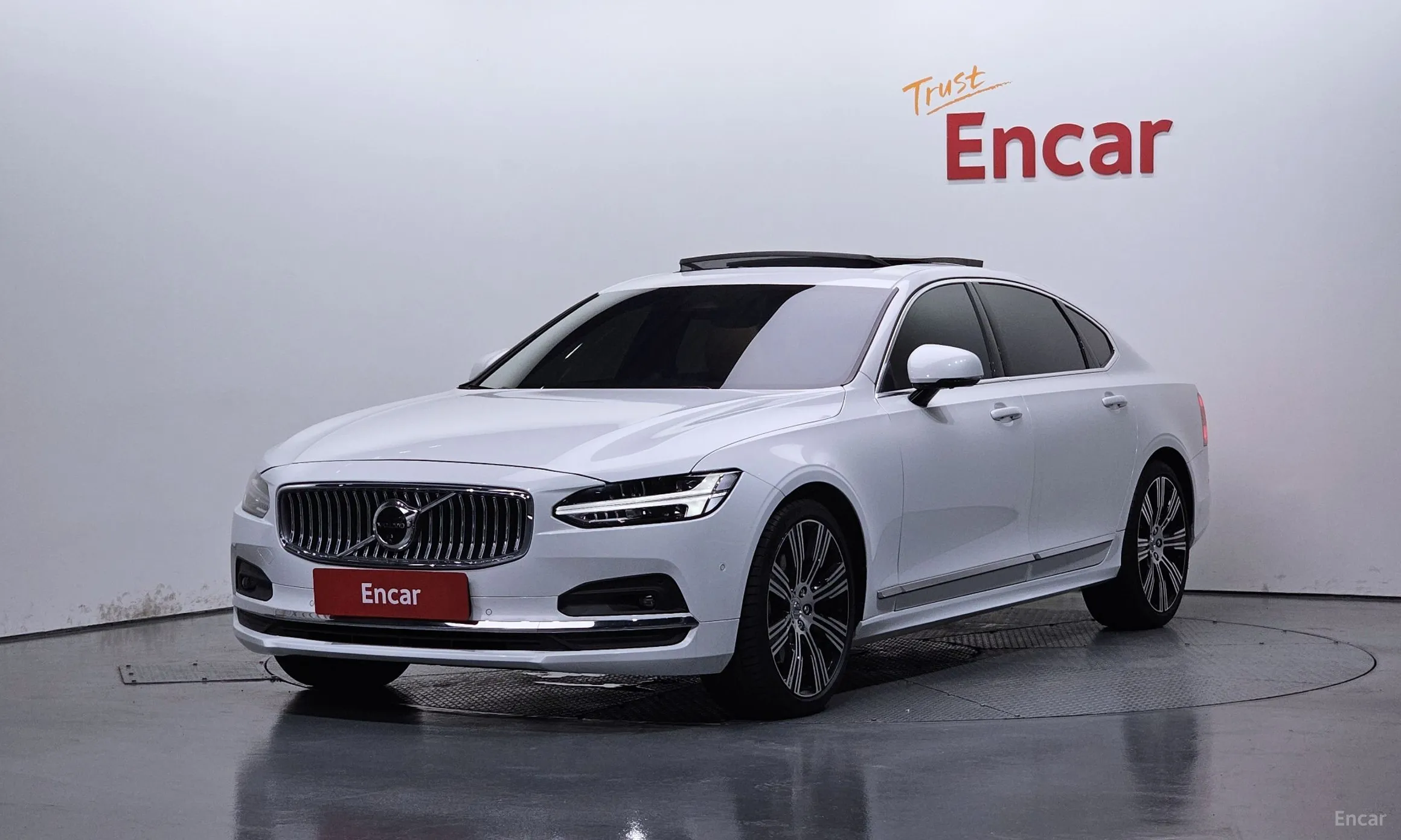 S90