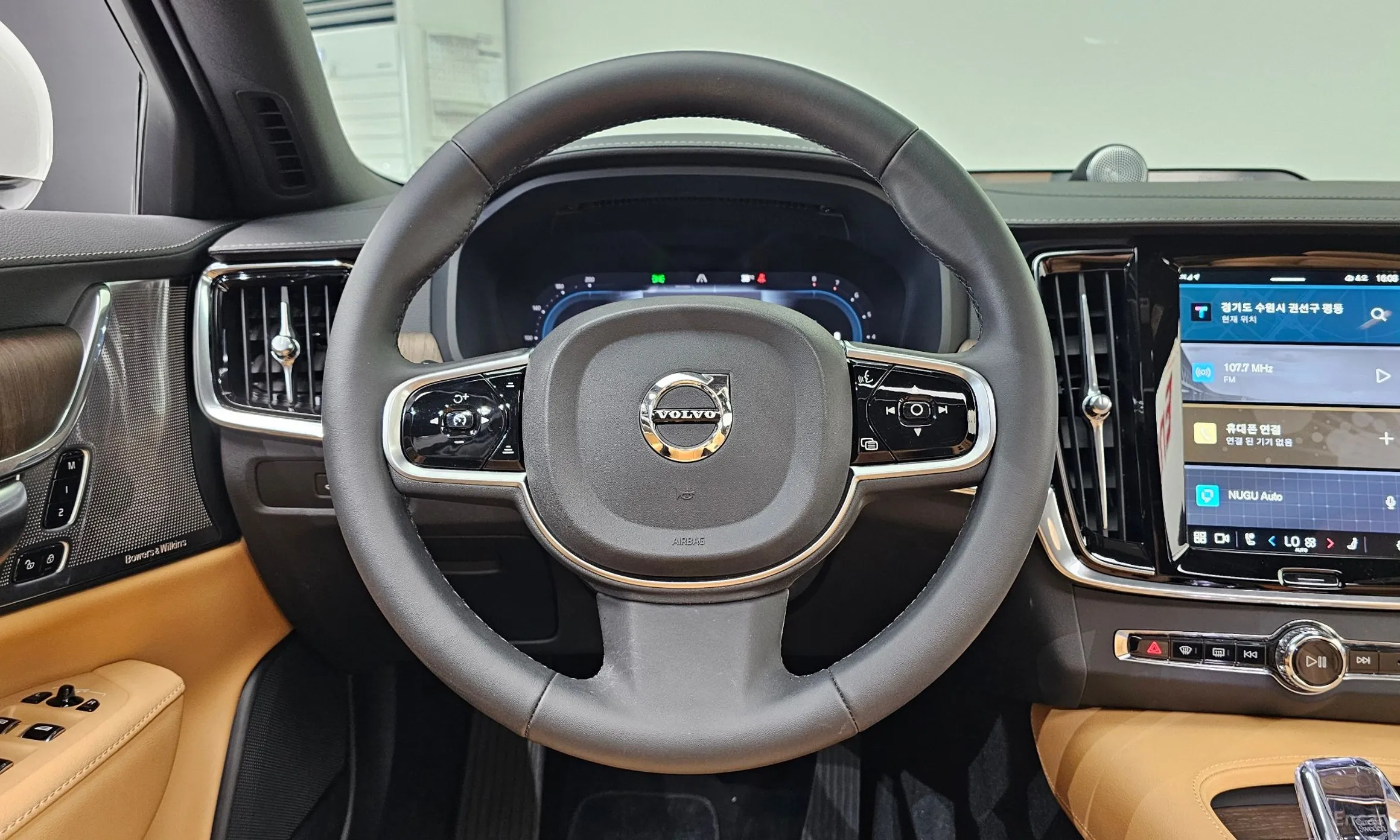 Volvo S90 превью 13