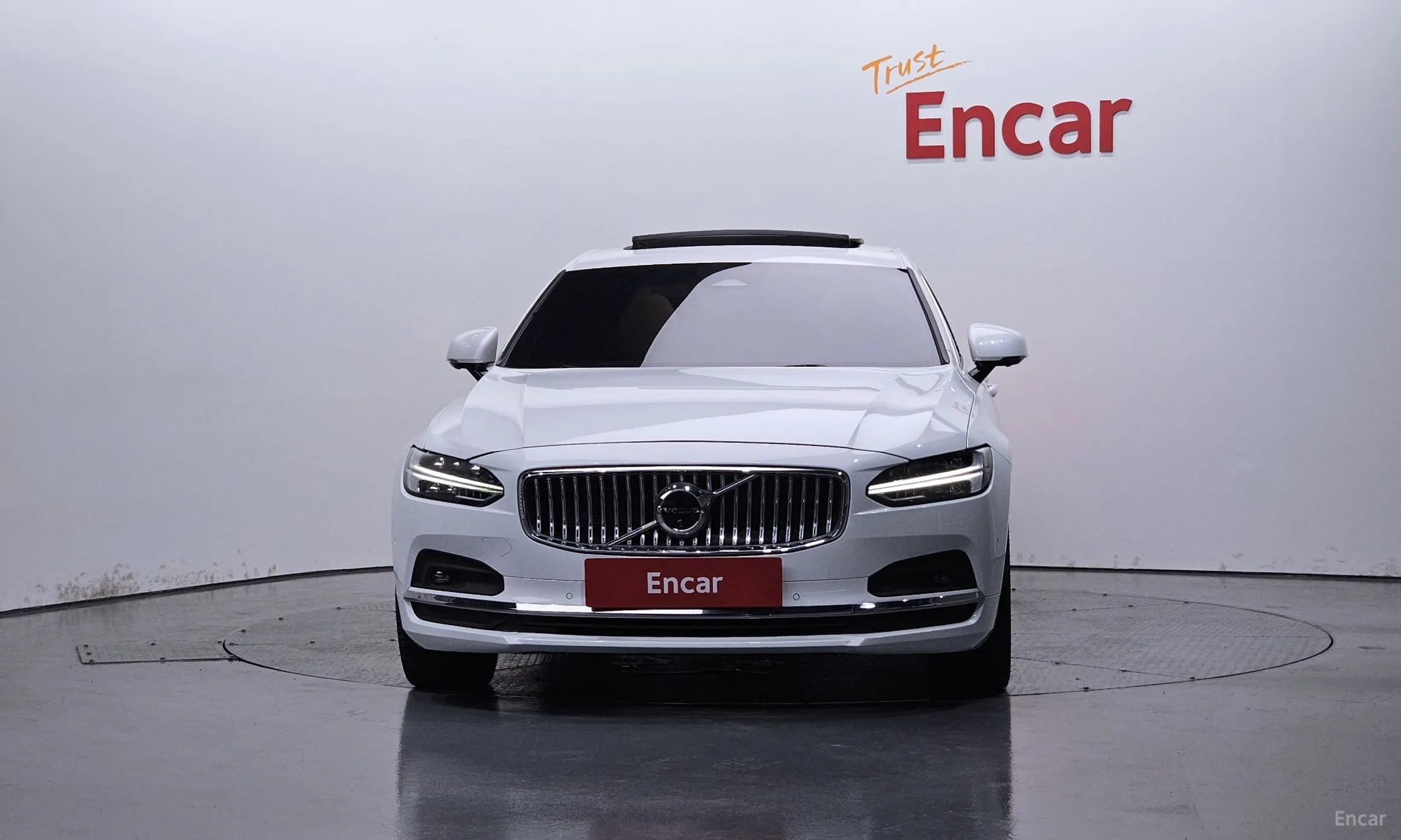 Volvo S90 превью 3