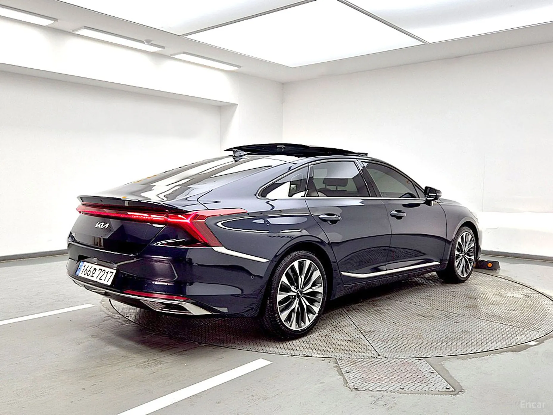 Kia K8