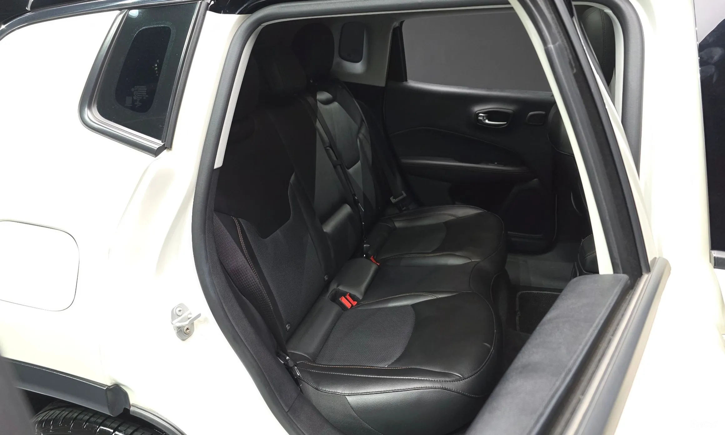 Jeep Compass 2nd Generation превью 12