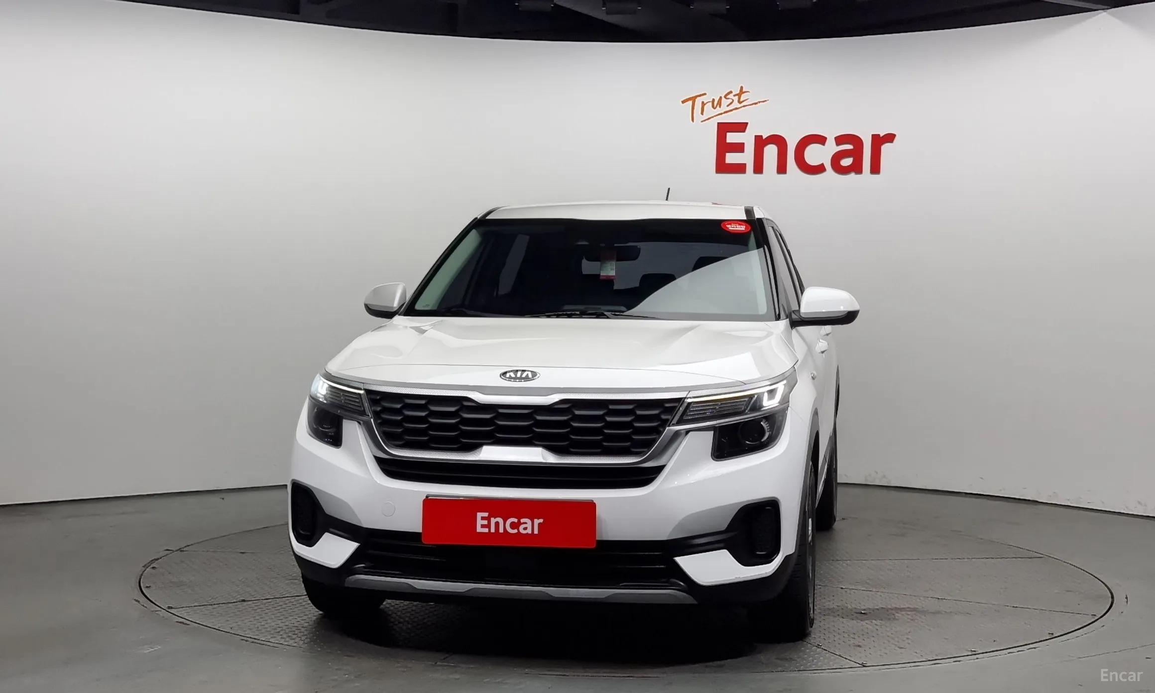 Kia Seltos превью 2