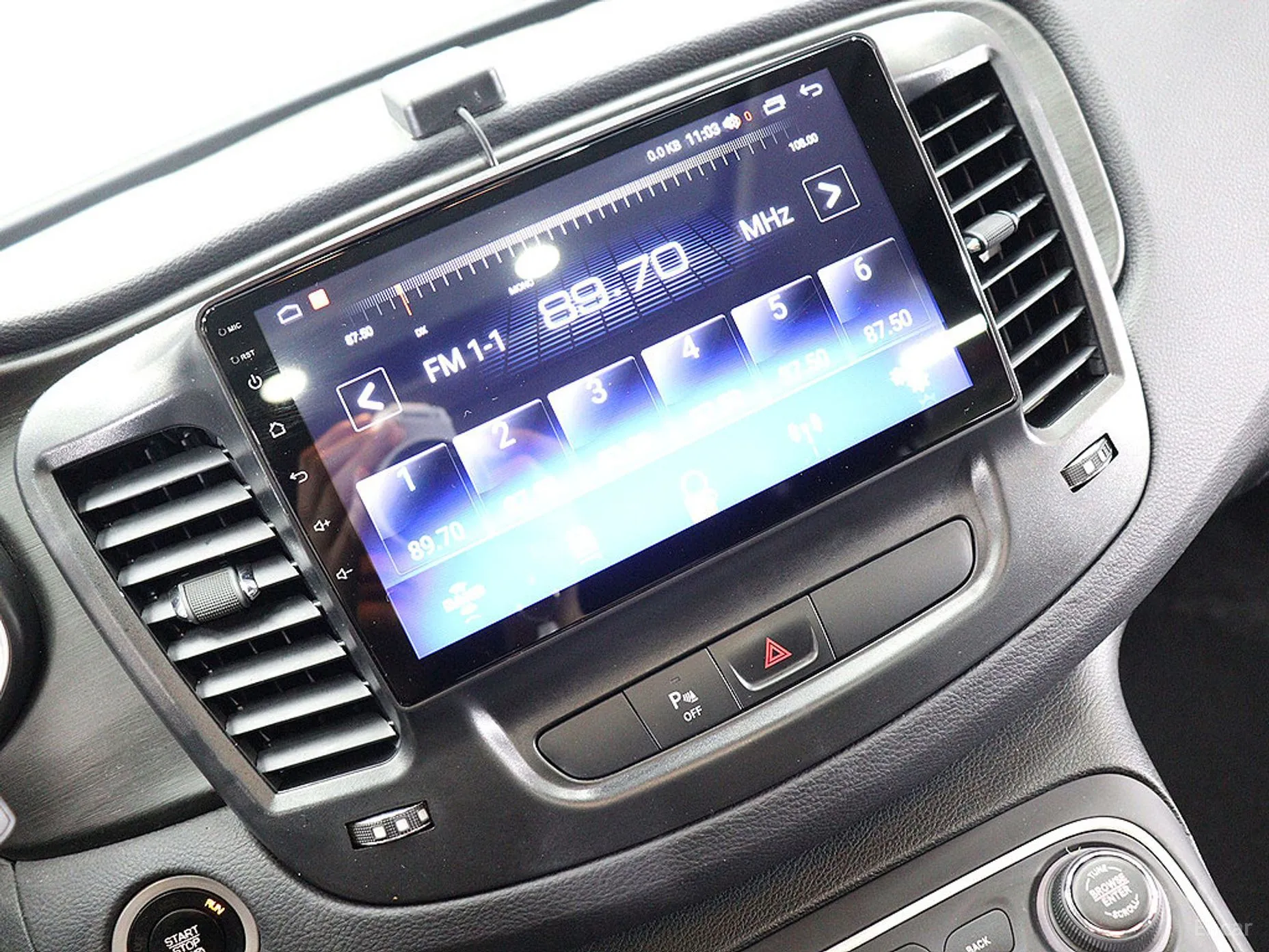 Chrysler 200 Second generation превью 9