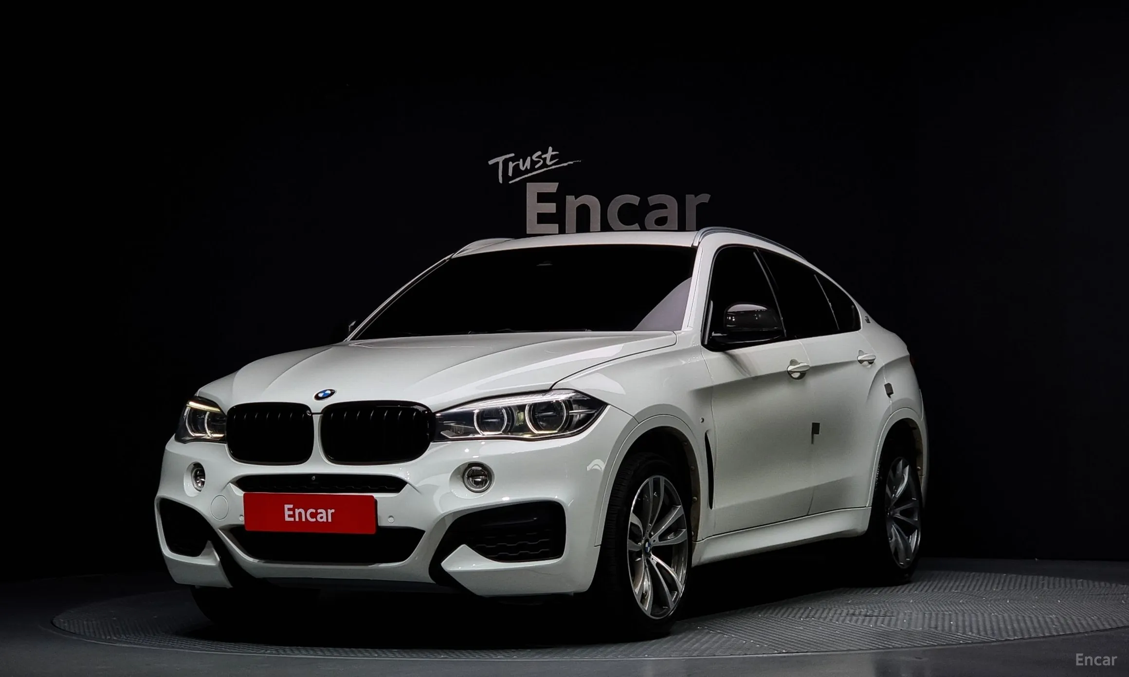 X6 (F16)
