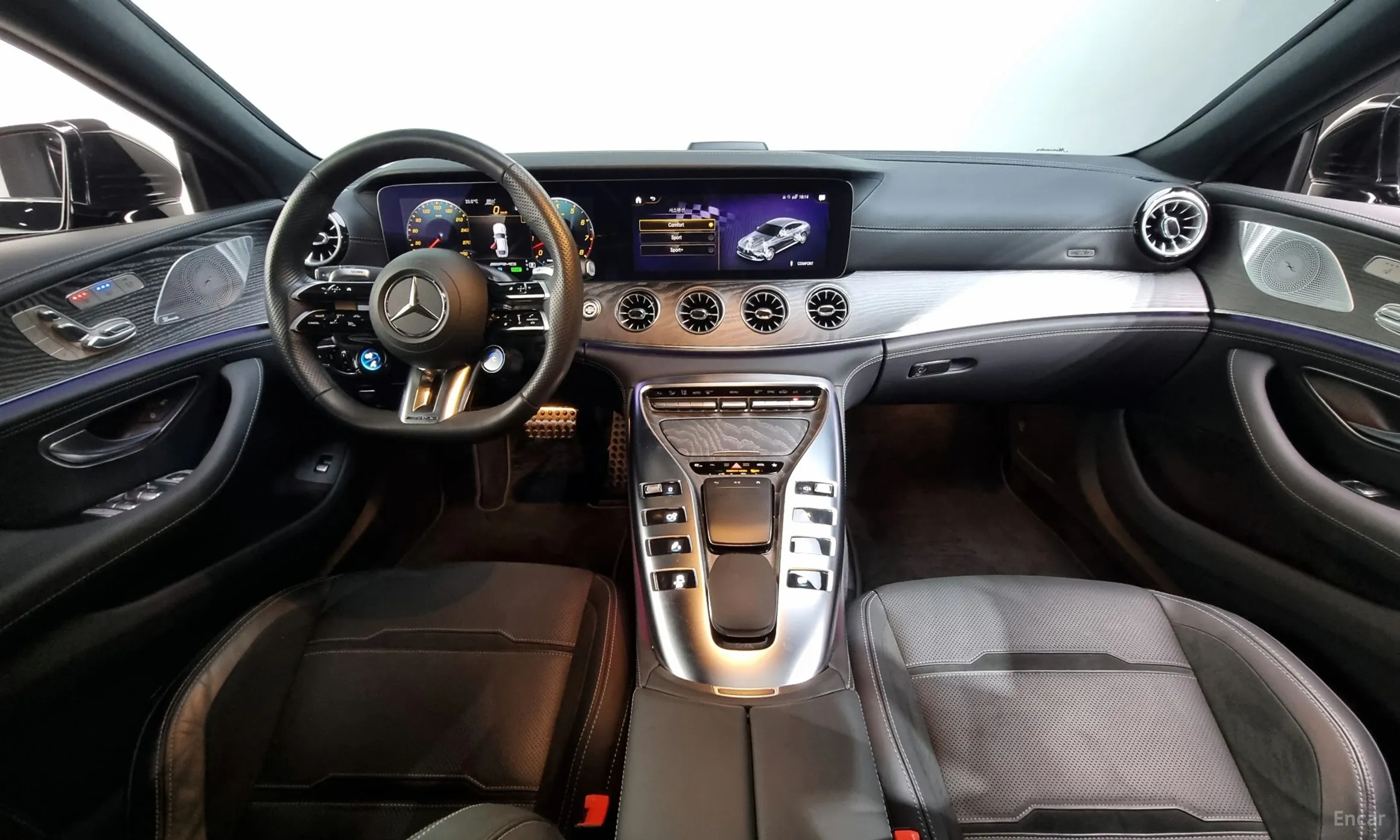 Mercedes Benz AMG GT превью 4