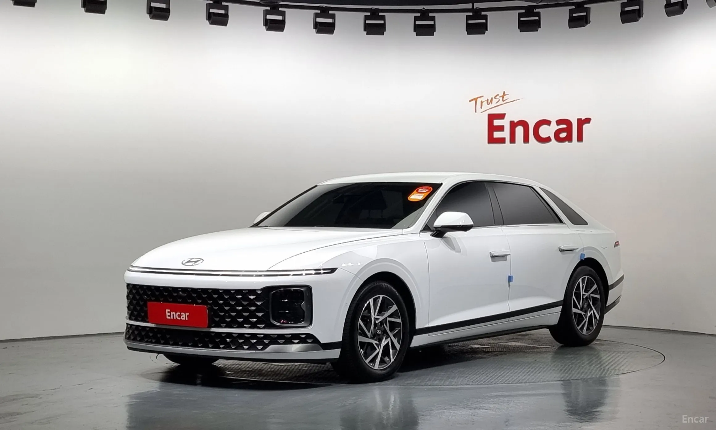 Grandeur Hybrid (GN7)