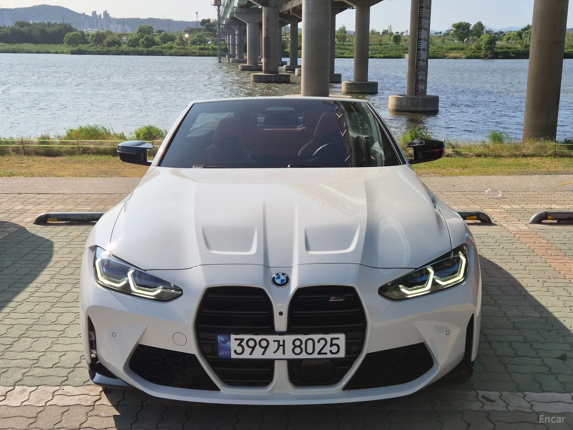 BMW M4 (G82)