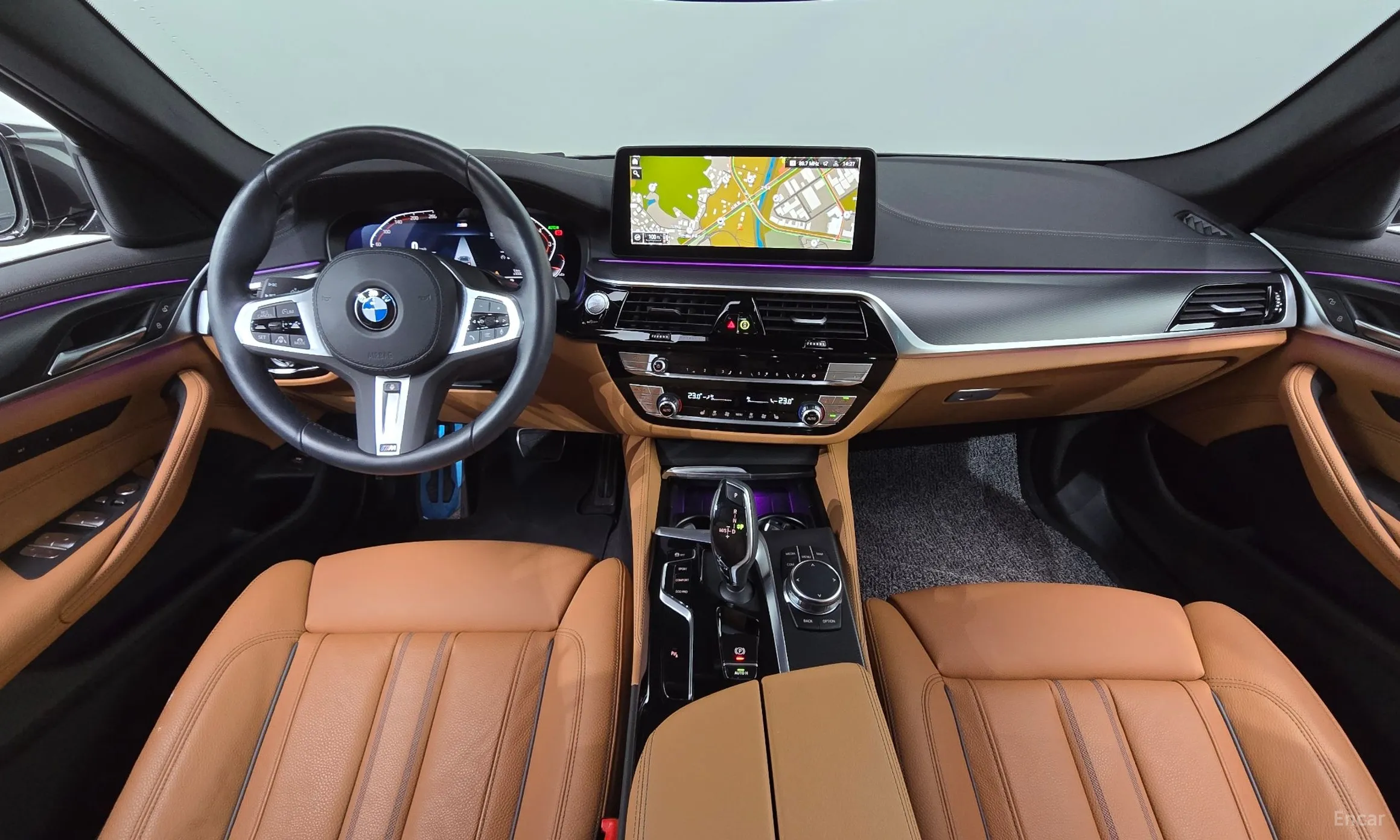 BMW 5 Series (G30) превью 4