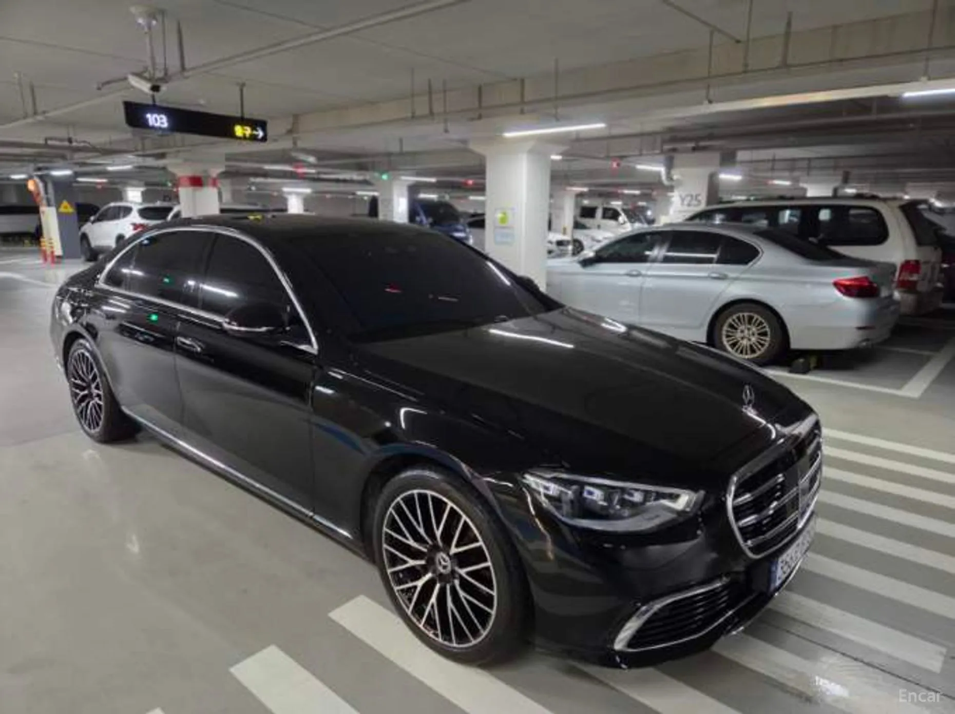 Mercedes Benz S-Class W223