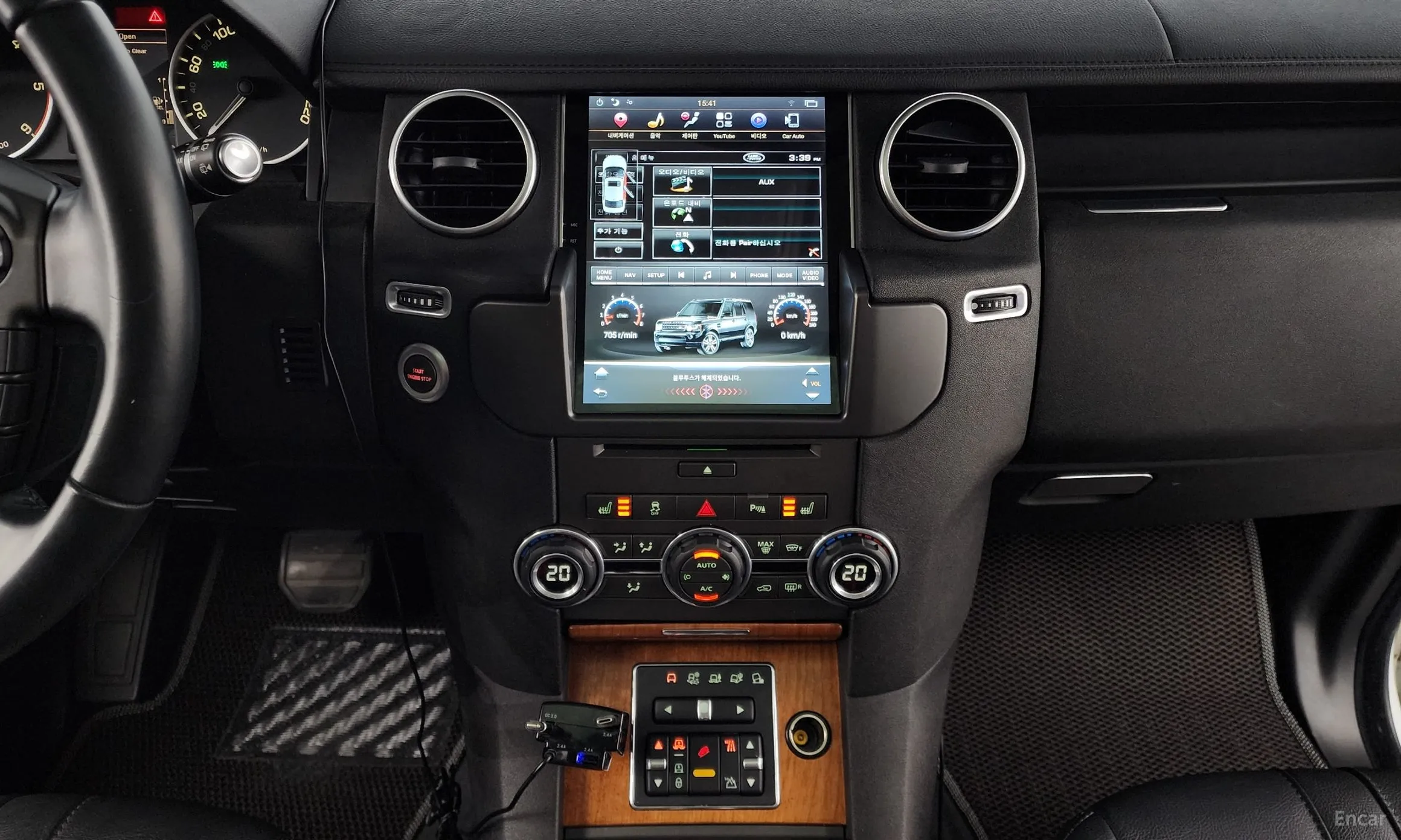 Land Rover Discovery 4 превью 14