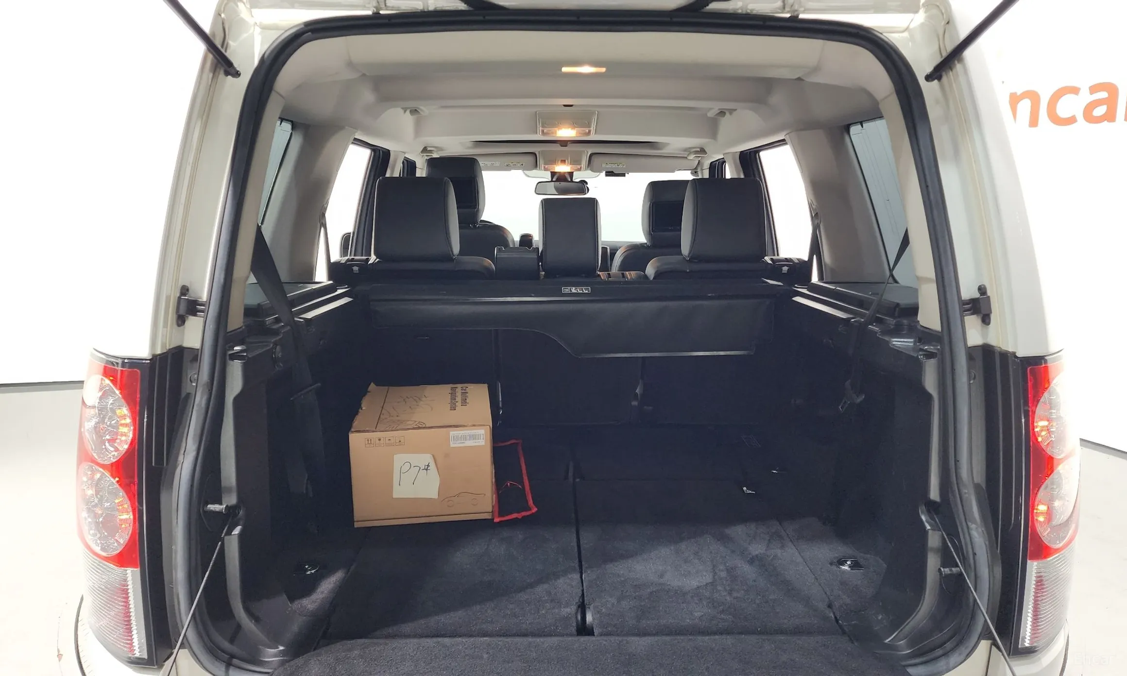 Land Rover Discovery 4 превью 20