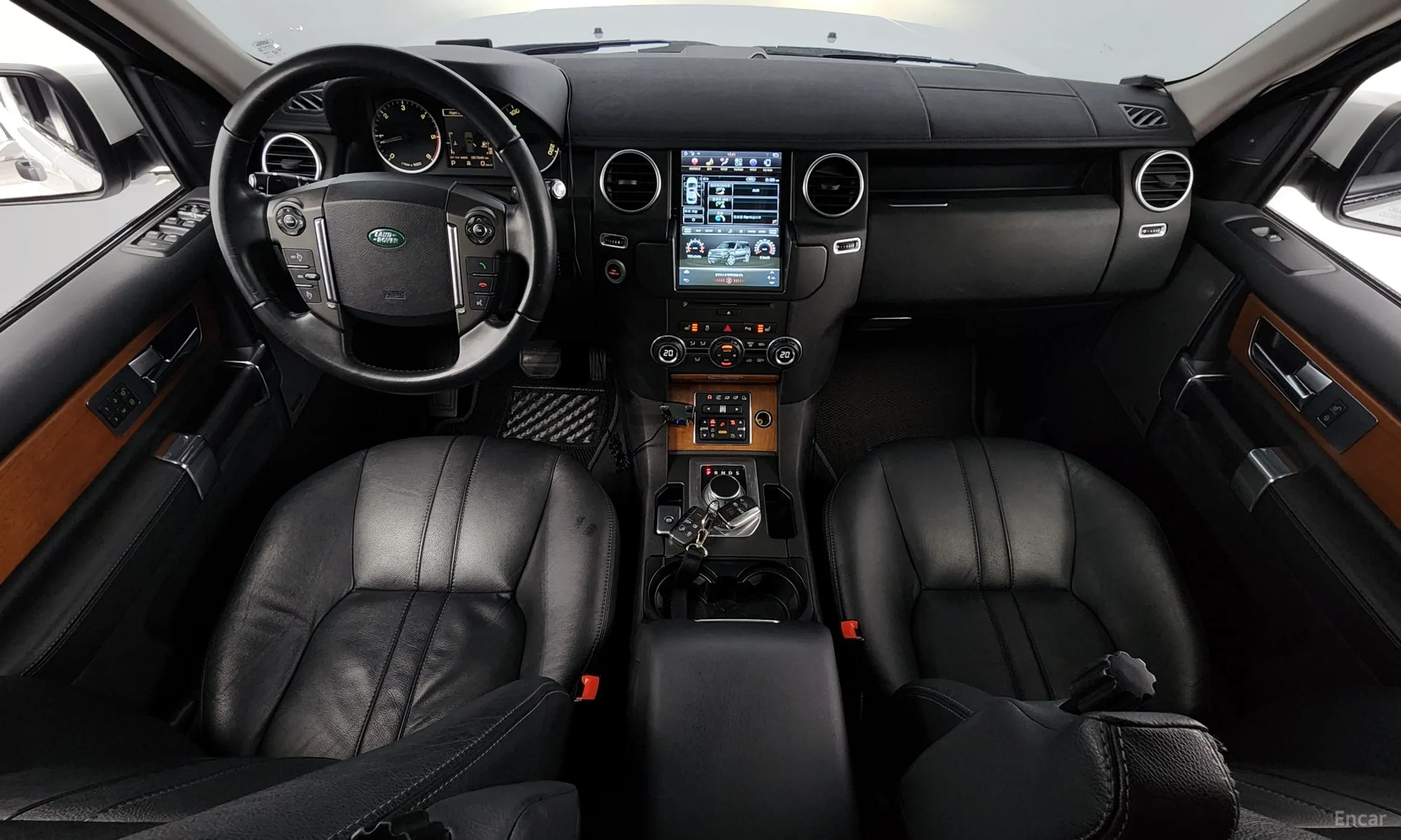 Land Rover Discovery 4 превью 7