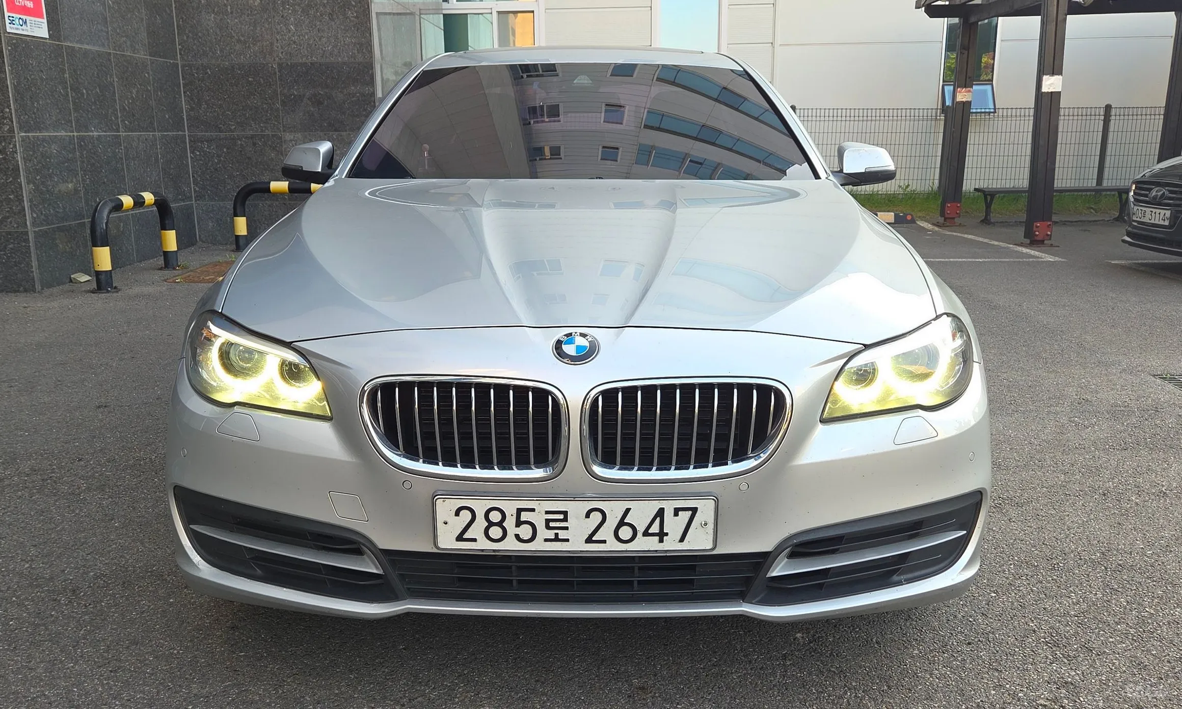 BMW 5 Series (F10) превью 2