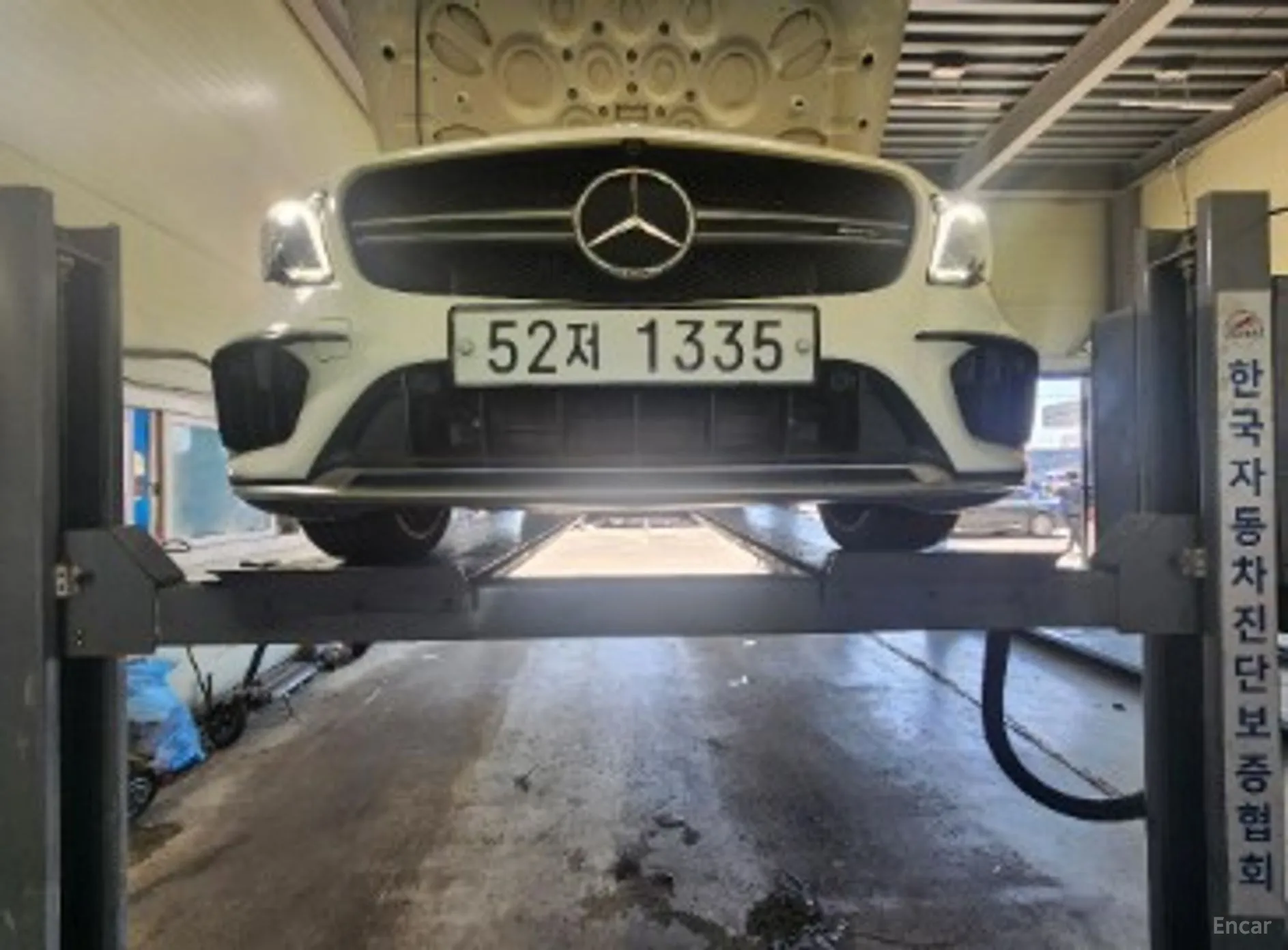 Mercedes Benz GLA-Class X156