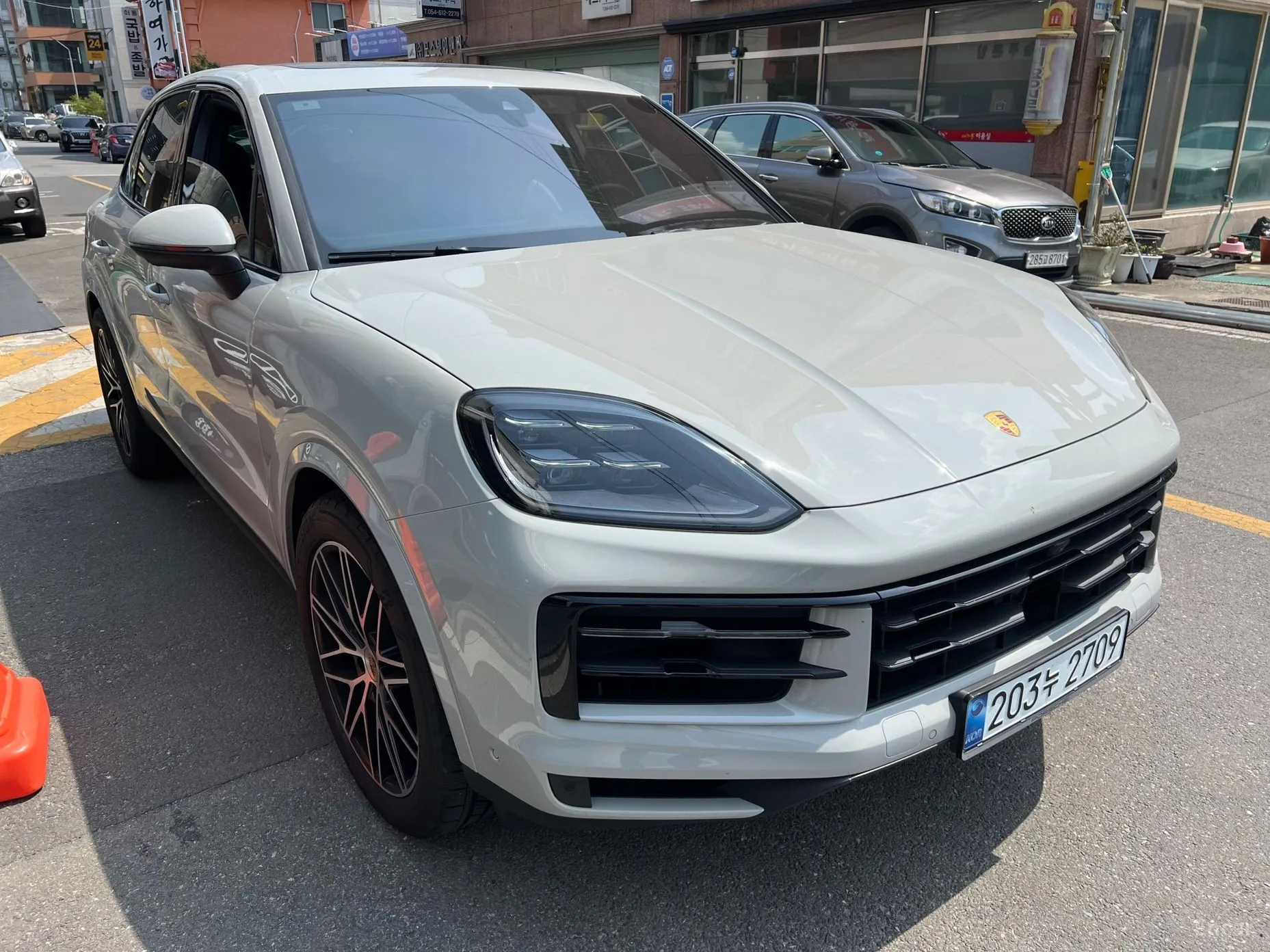 Porsche Cayenne (PO536) превью 2