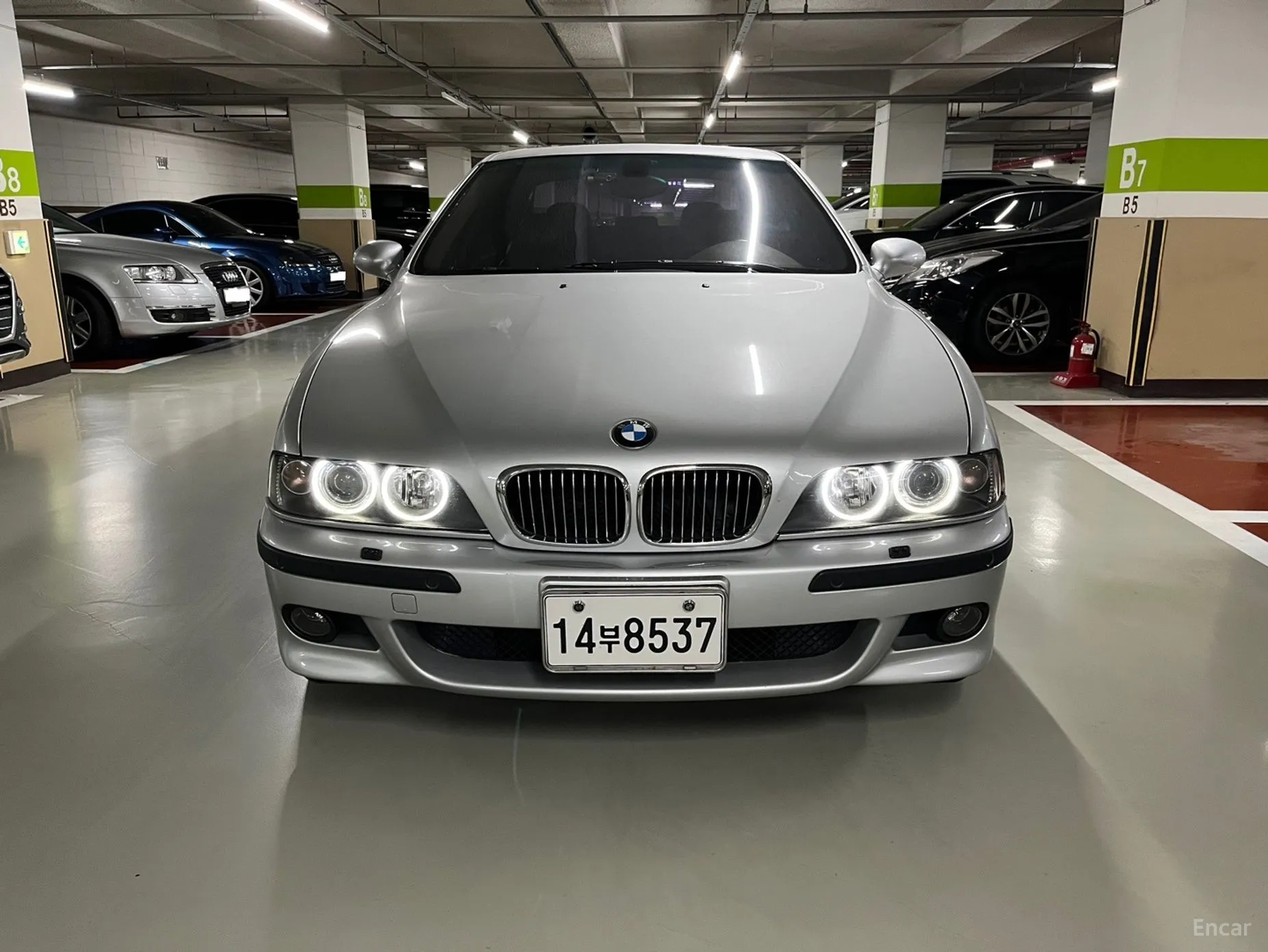 BMW M5 (E39)