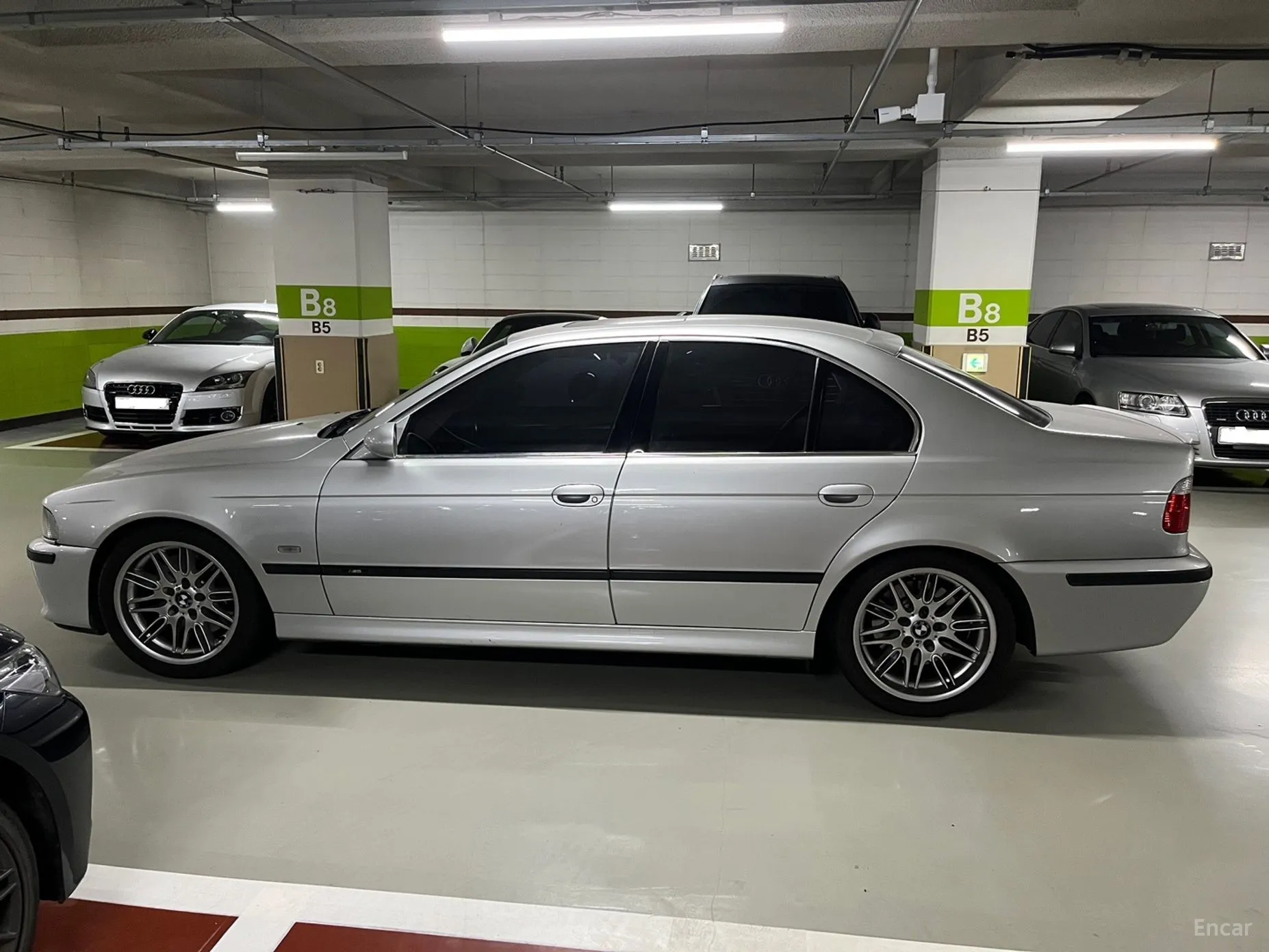 BMW M5 (E39)
