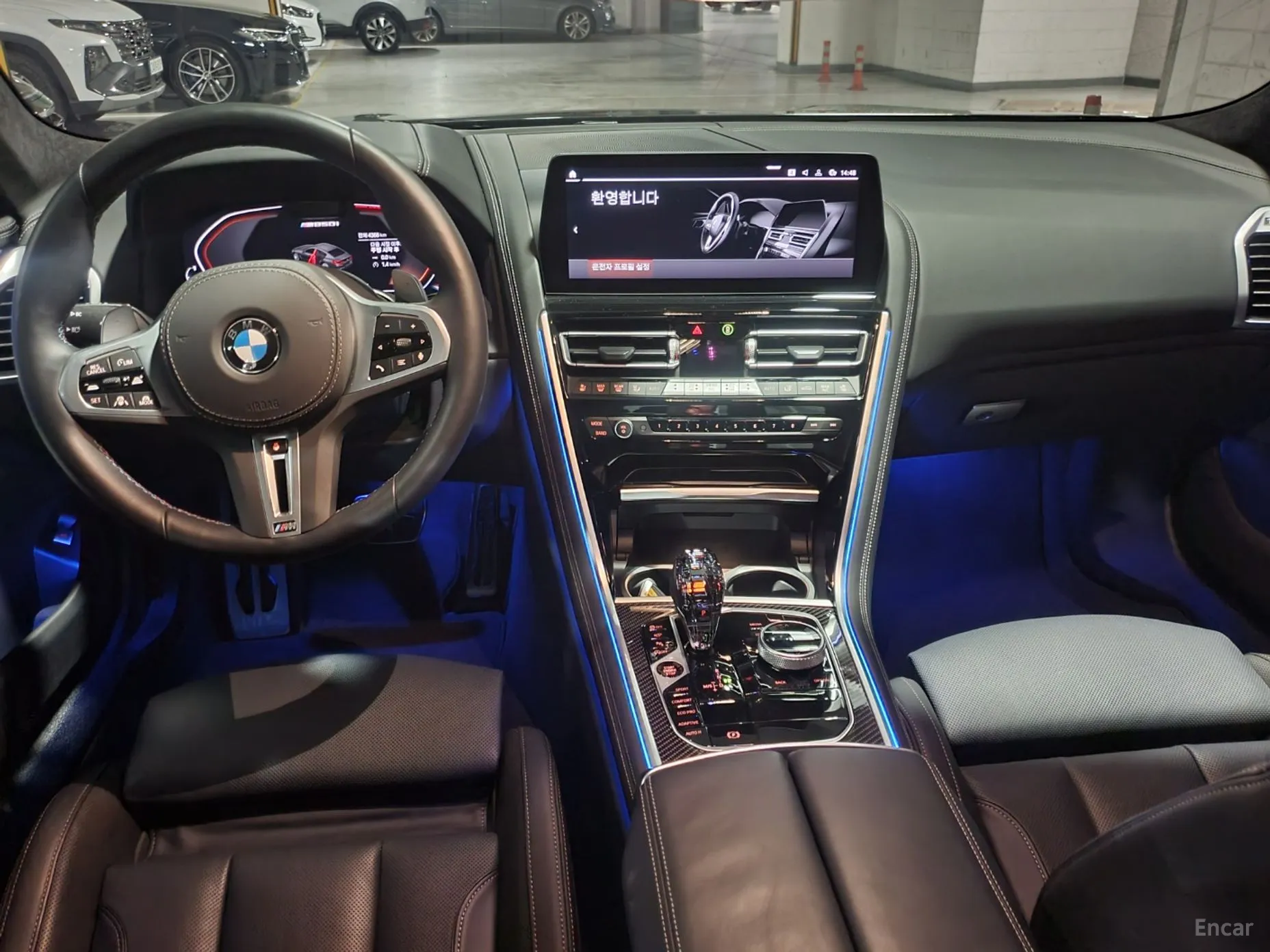 BMW 8-series (G15) превью 4