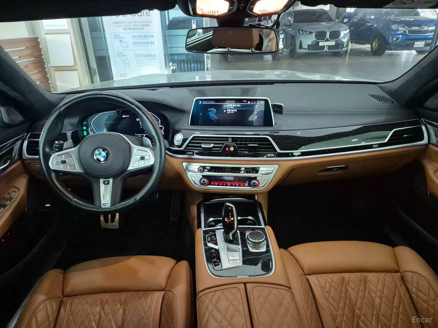 BMW 7 Series (G11) превью 4