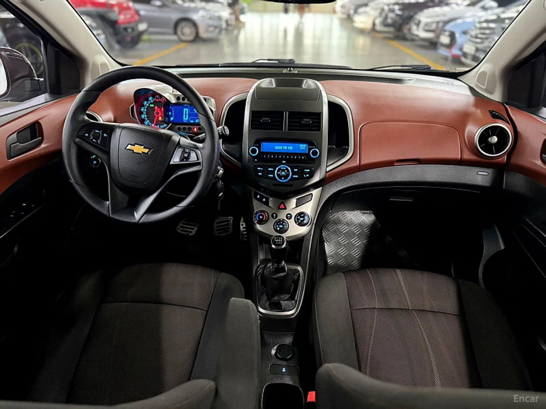 Chevrolet (GM Daewoo) Aveo Hatchback превью 4