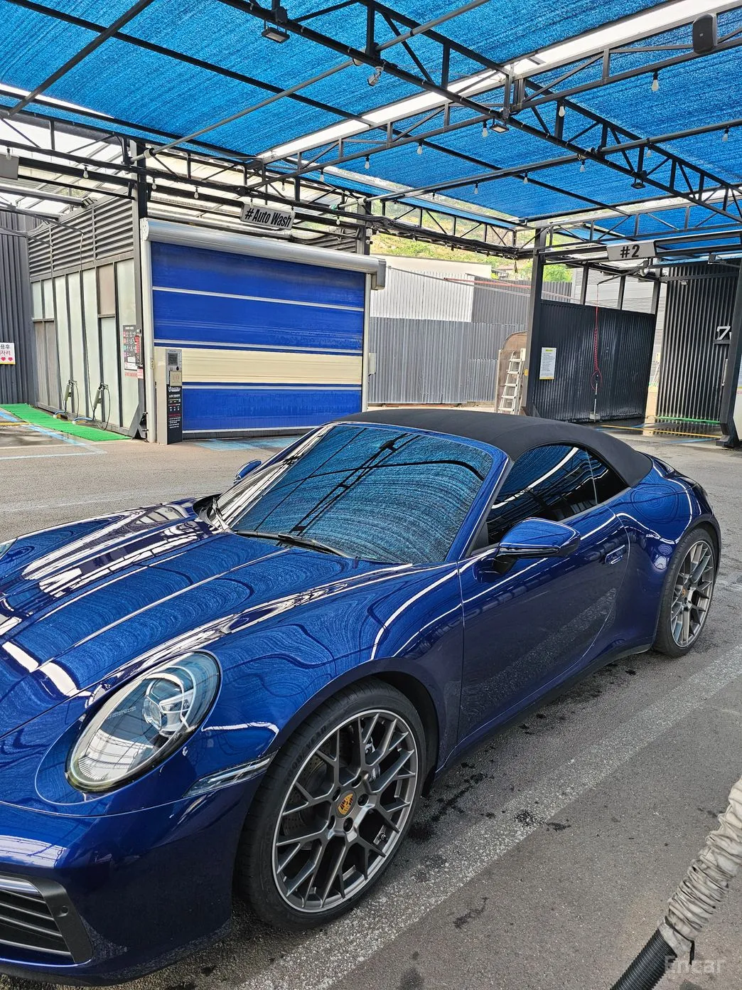 Porsche 911 (992)
