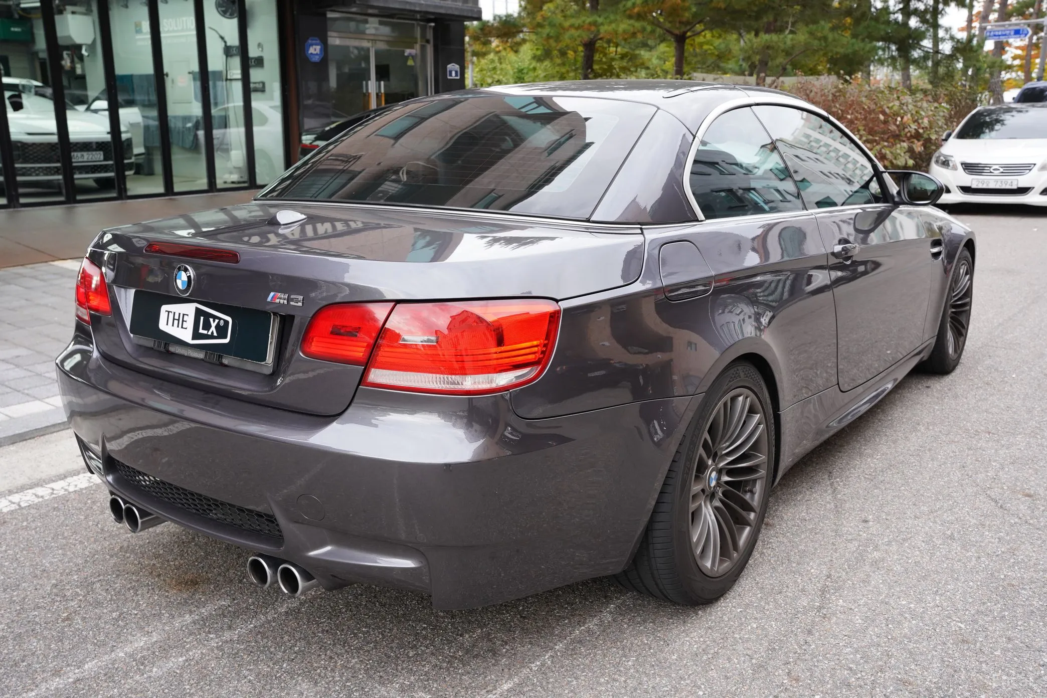 BMW M3 (E90)