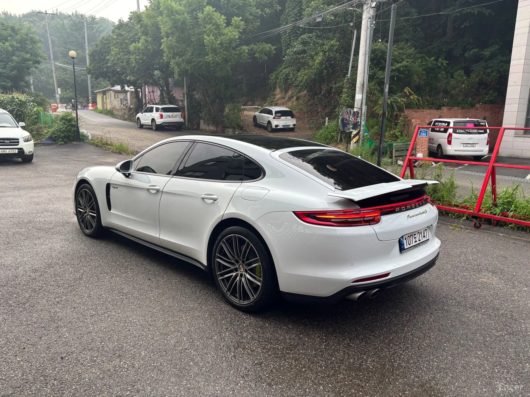 Porsche Panamera (971) превью 4