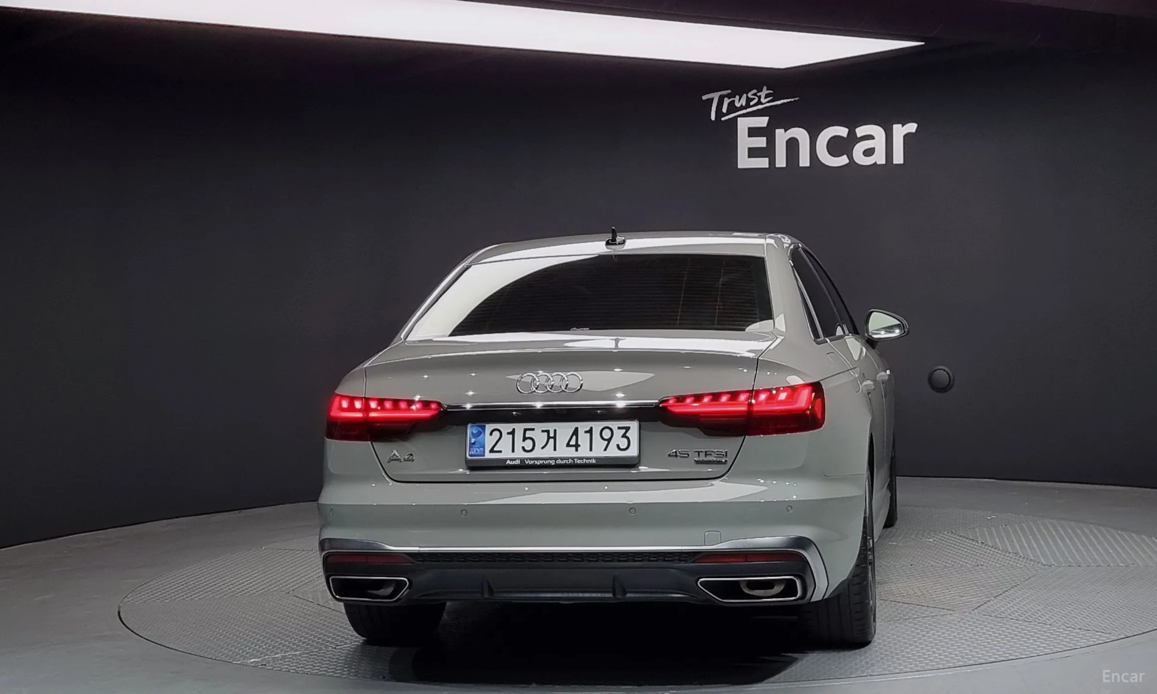 Audi A4 (B9) превью 3