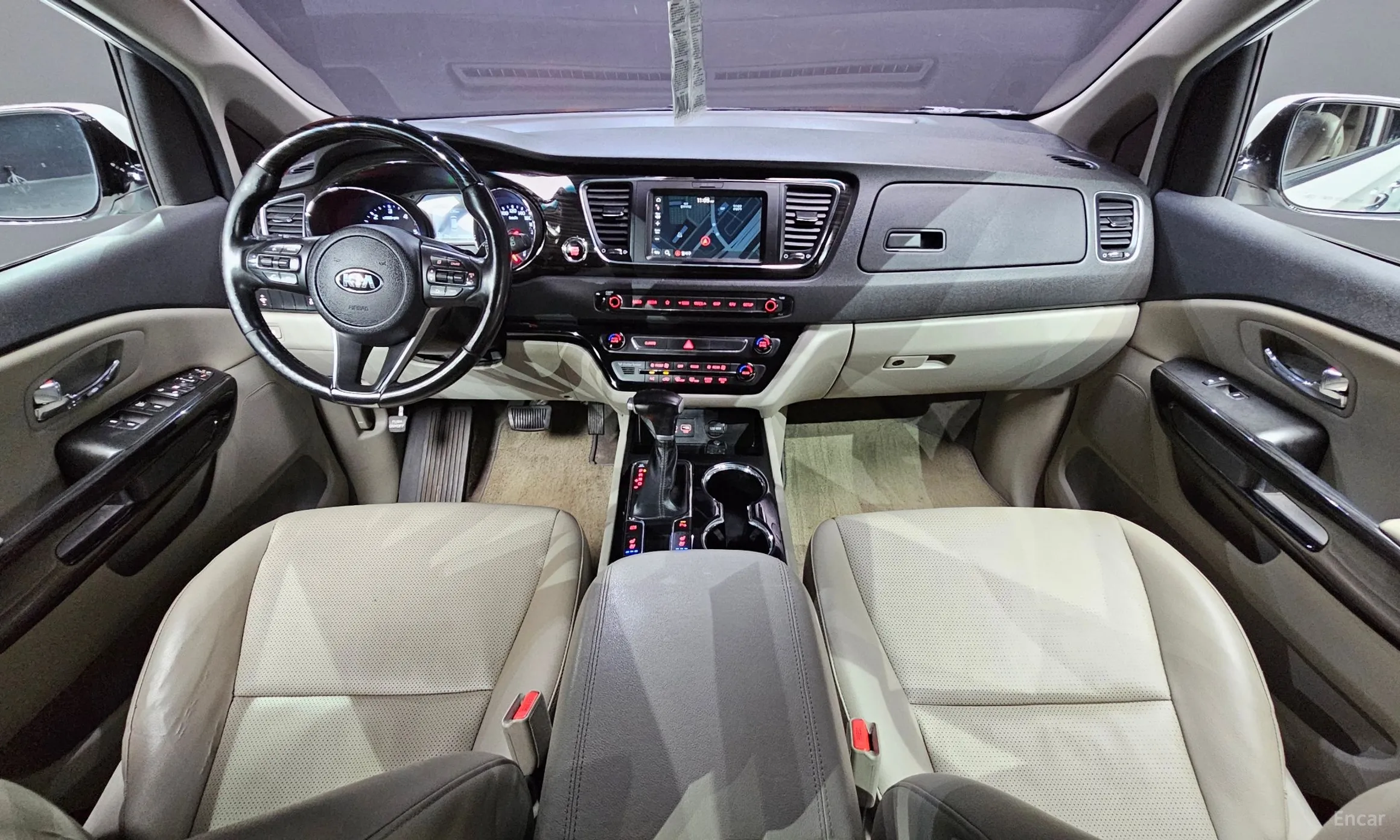Kia Carnival превью 4