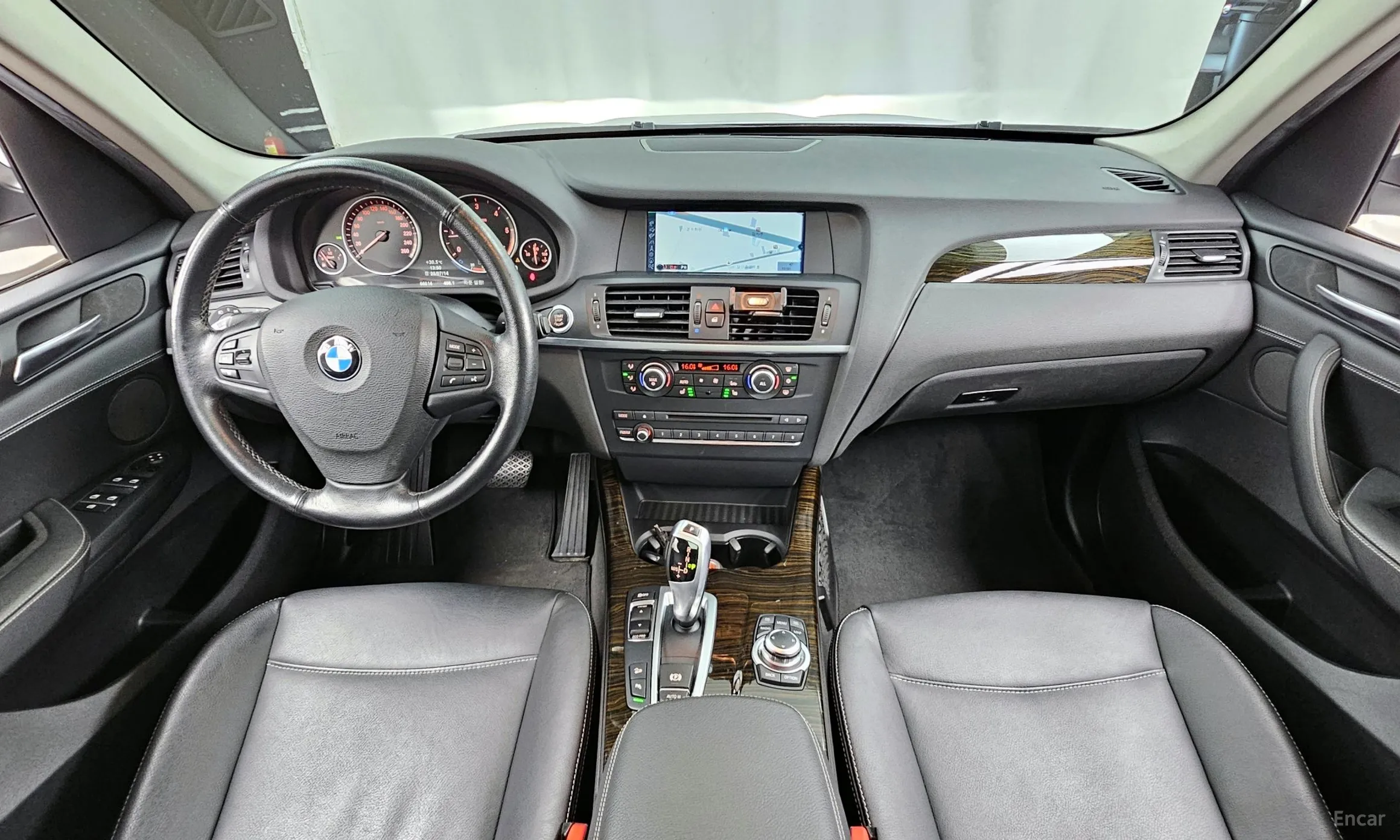 BMW X3 (F25) превью 4