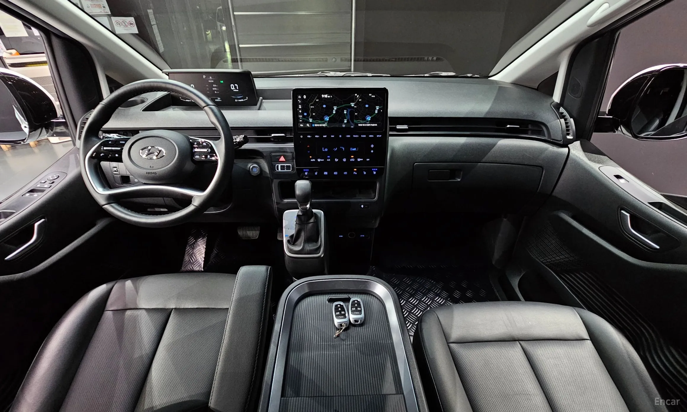 Hyundai Staria превью 4