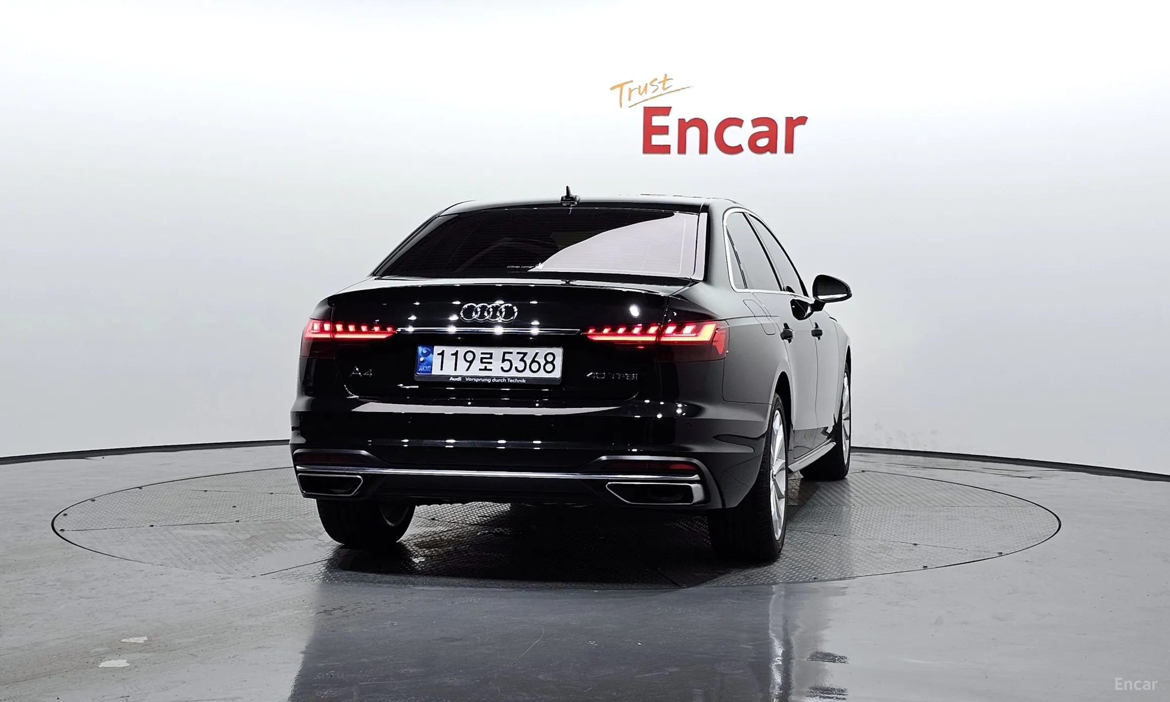 Audi A4 (B9) превью 3