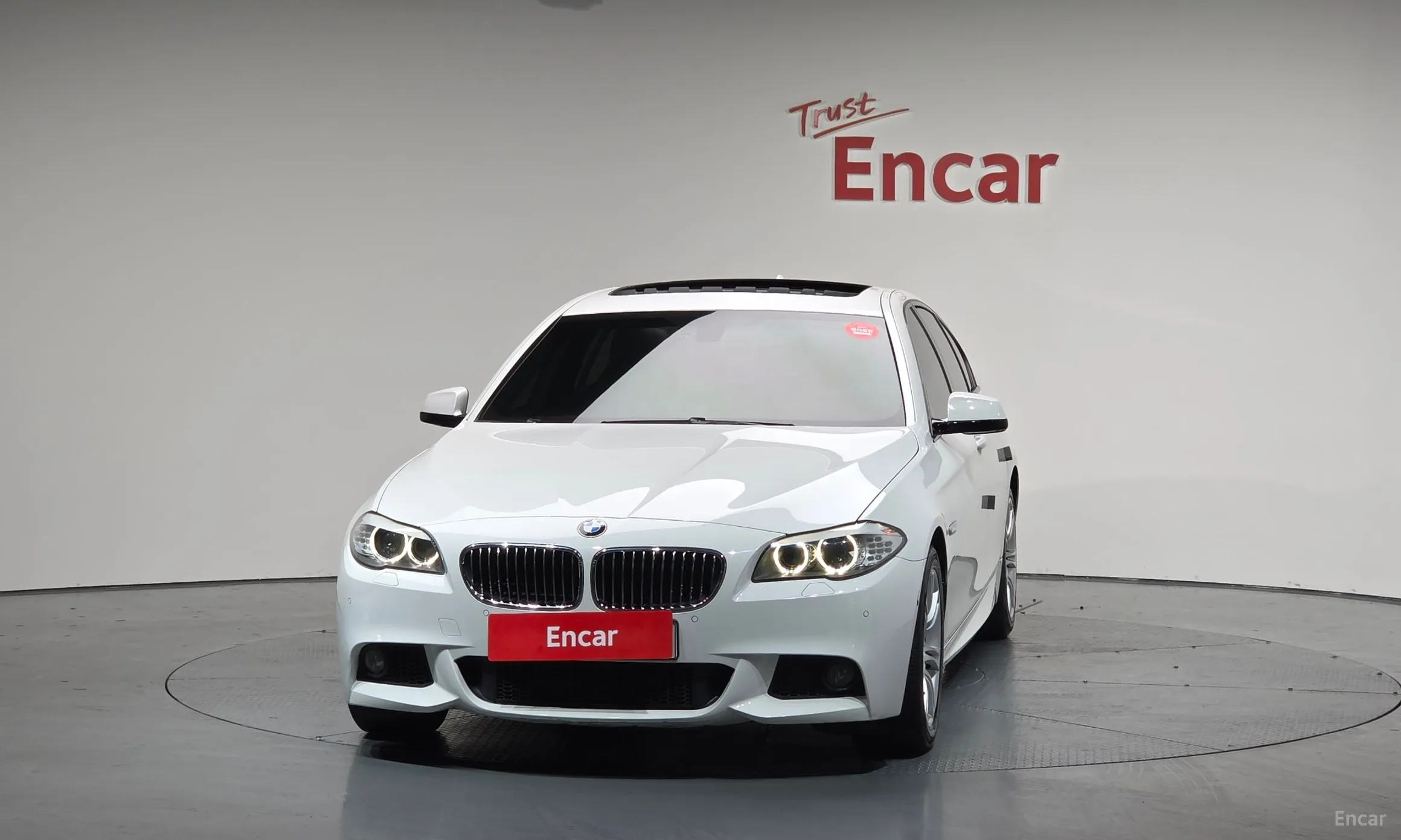 BMW 5 Series (F10) превью 2