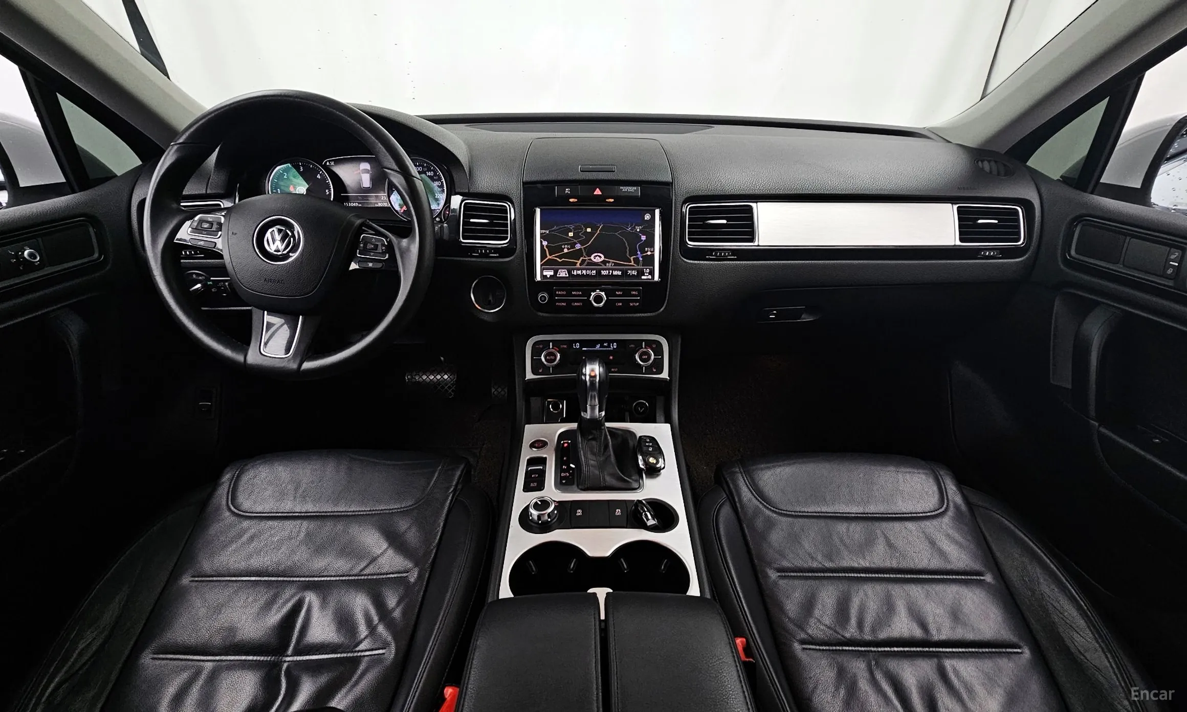 Volkswagen New Touareg превью 4
