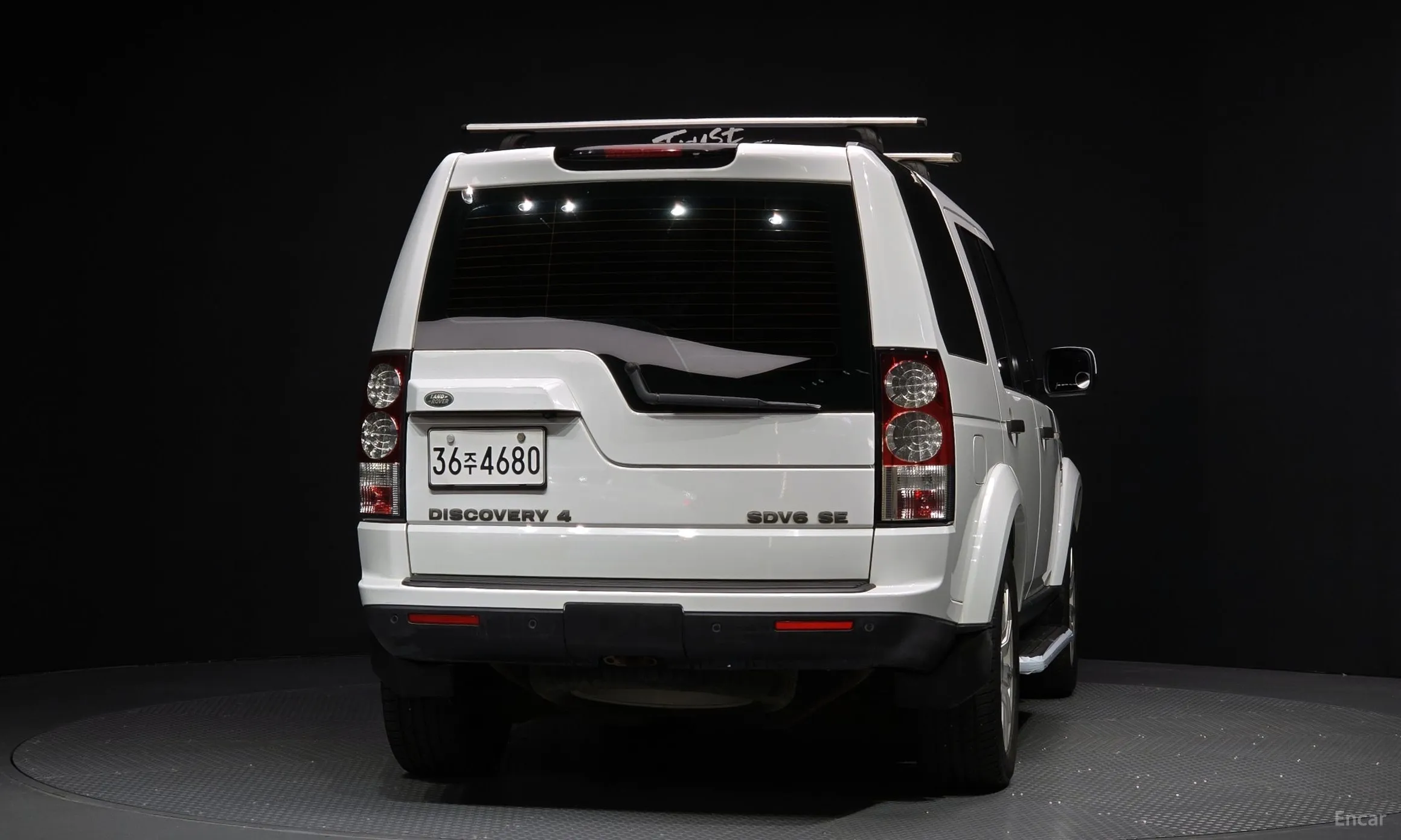 Land Rover Discovery 4 превью 3
