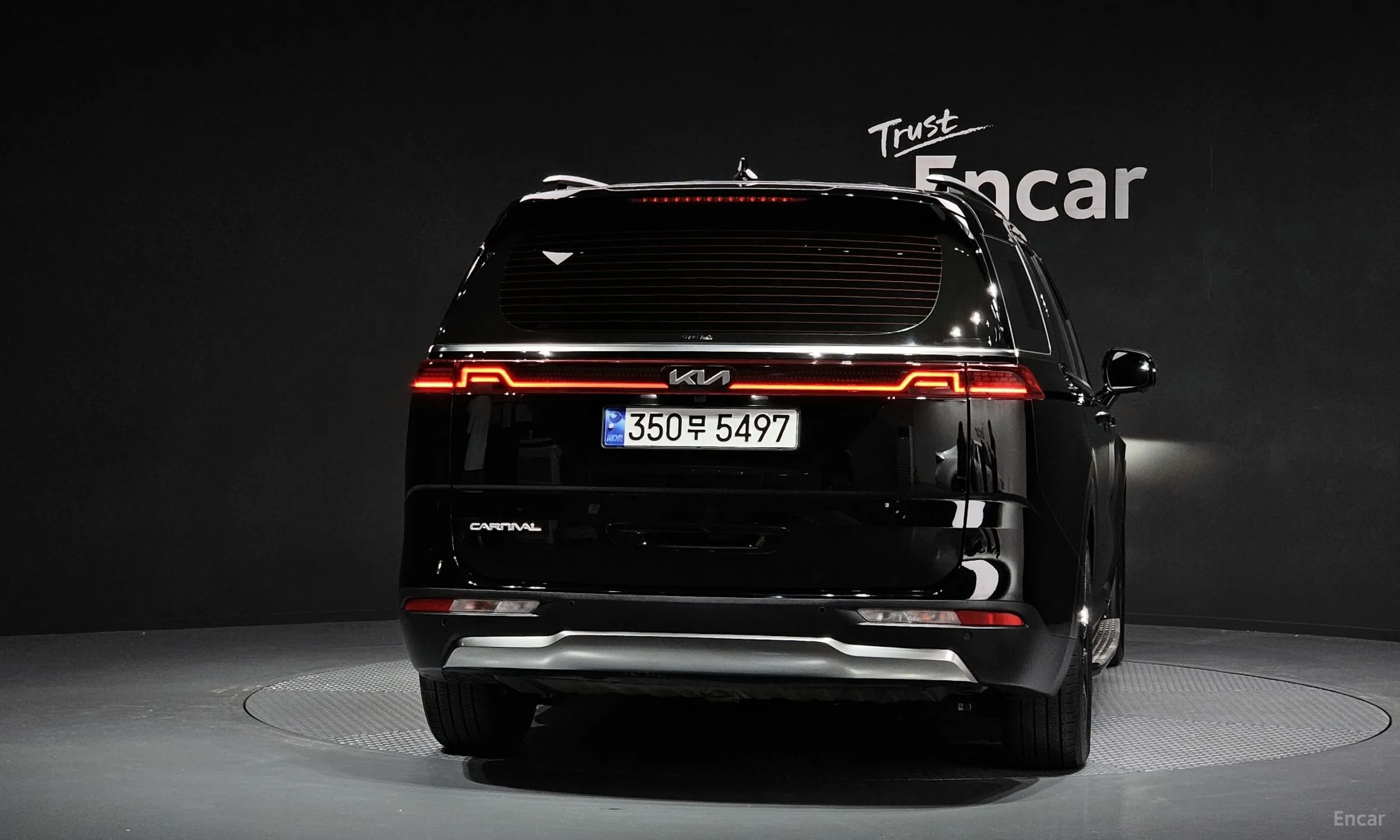 Kia Carnival Gen 4 превью 3