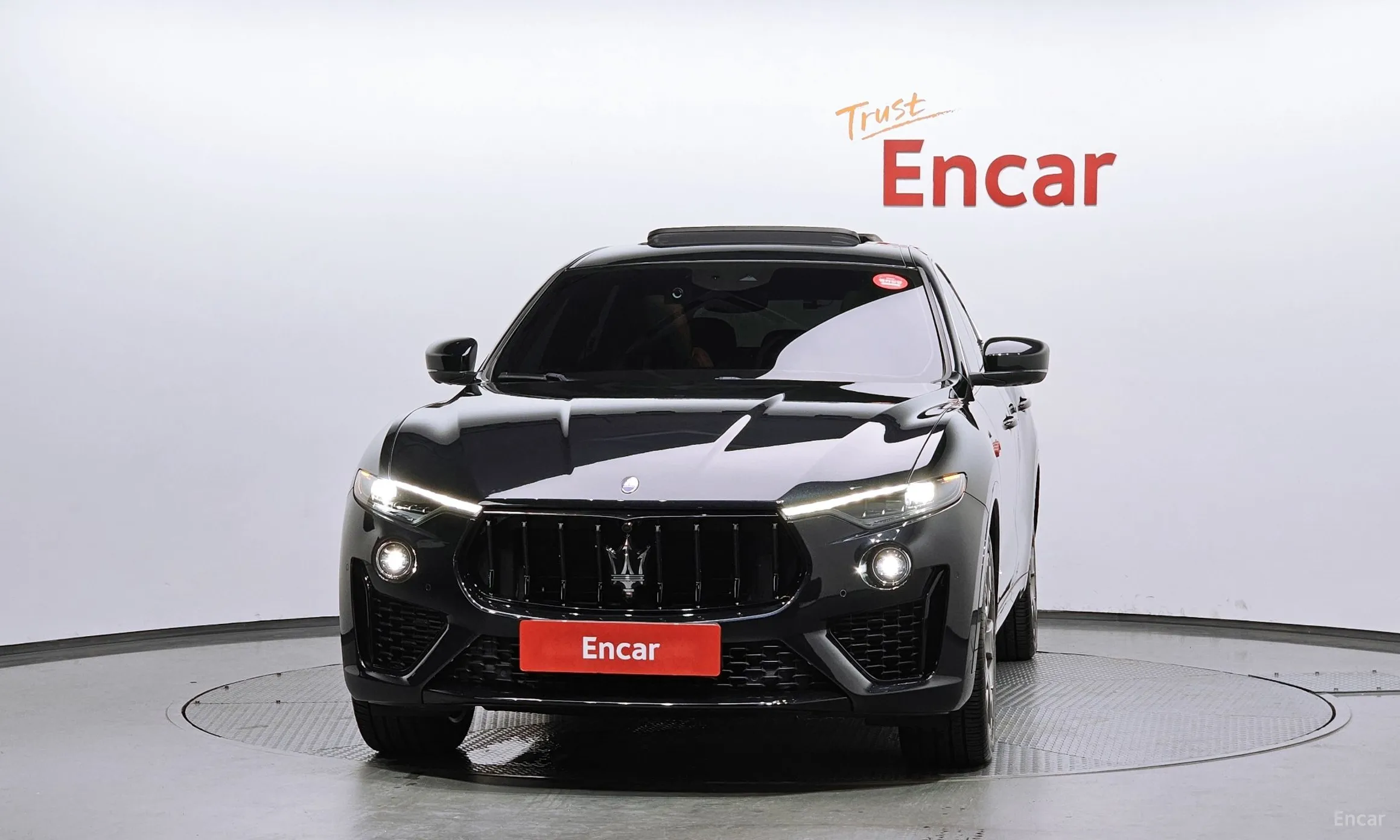 Maserati Levante превью 3