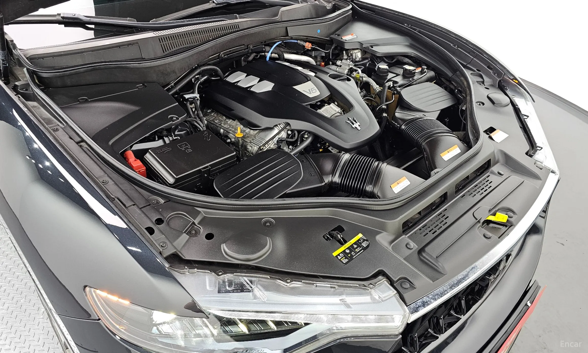 Maserati Levante превью 6