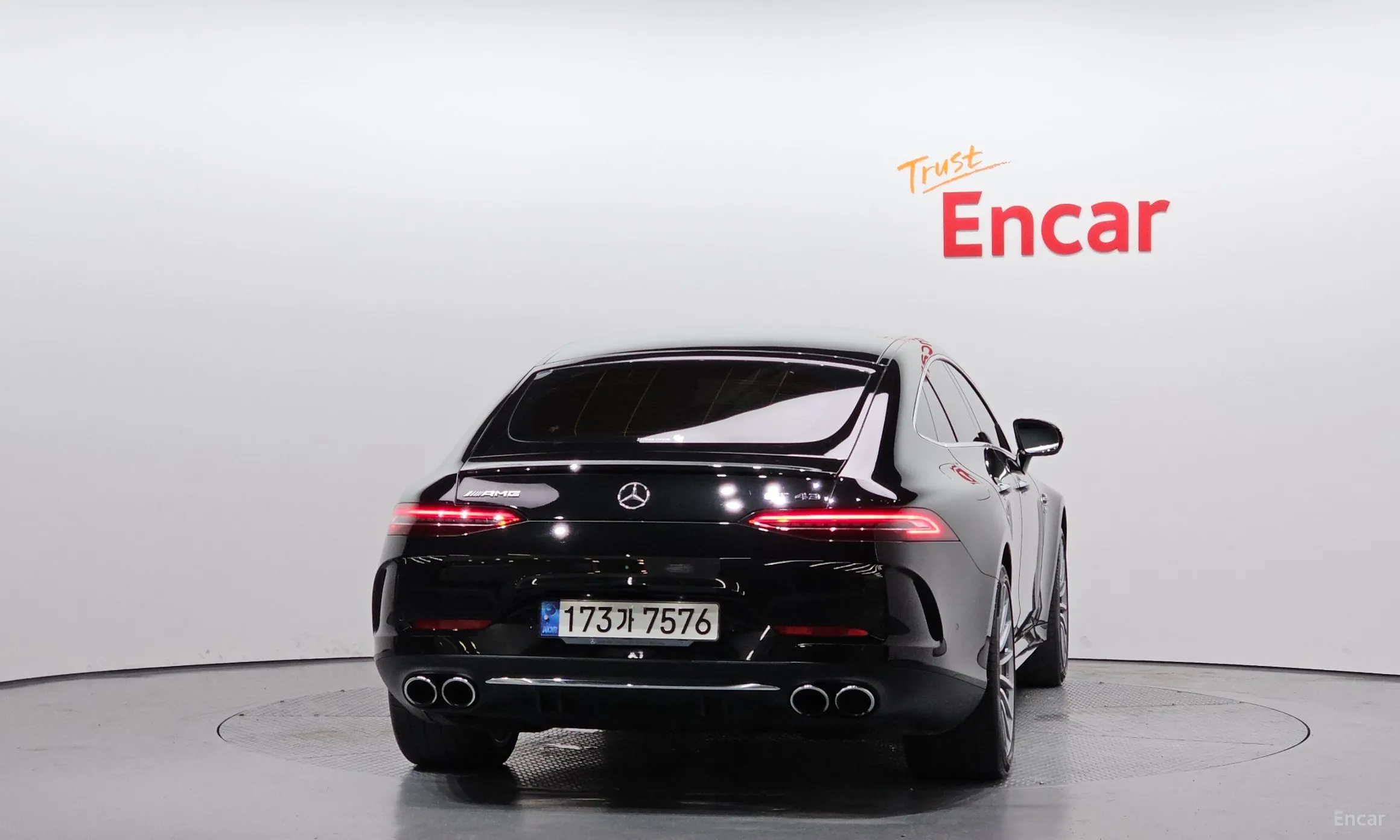 Mercedes Benz AMG GT превью 3
