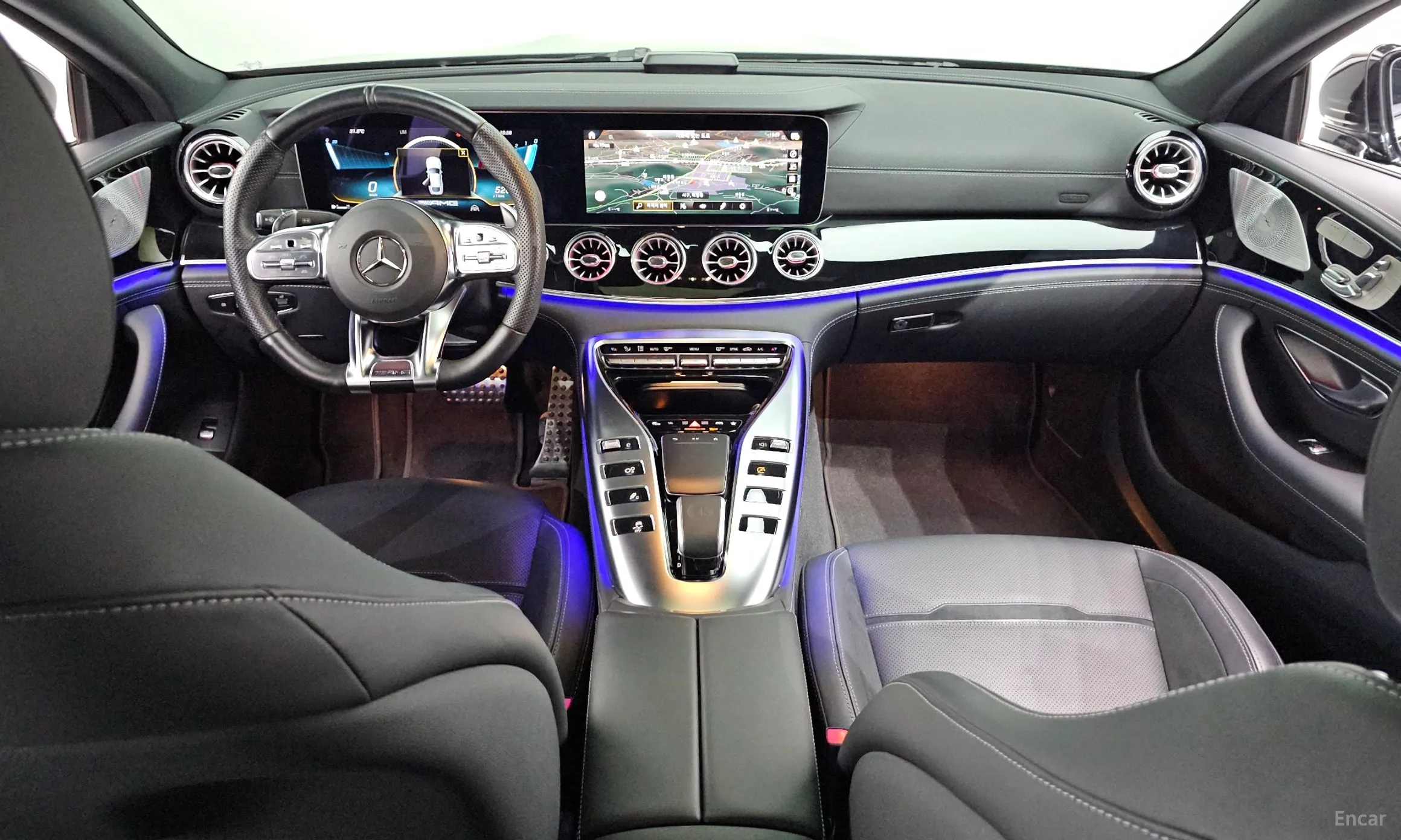 Mercedes Benz AMG GT превью 4