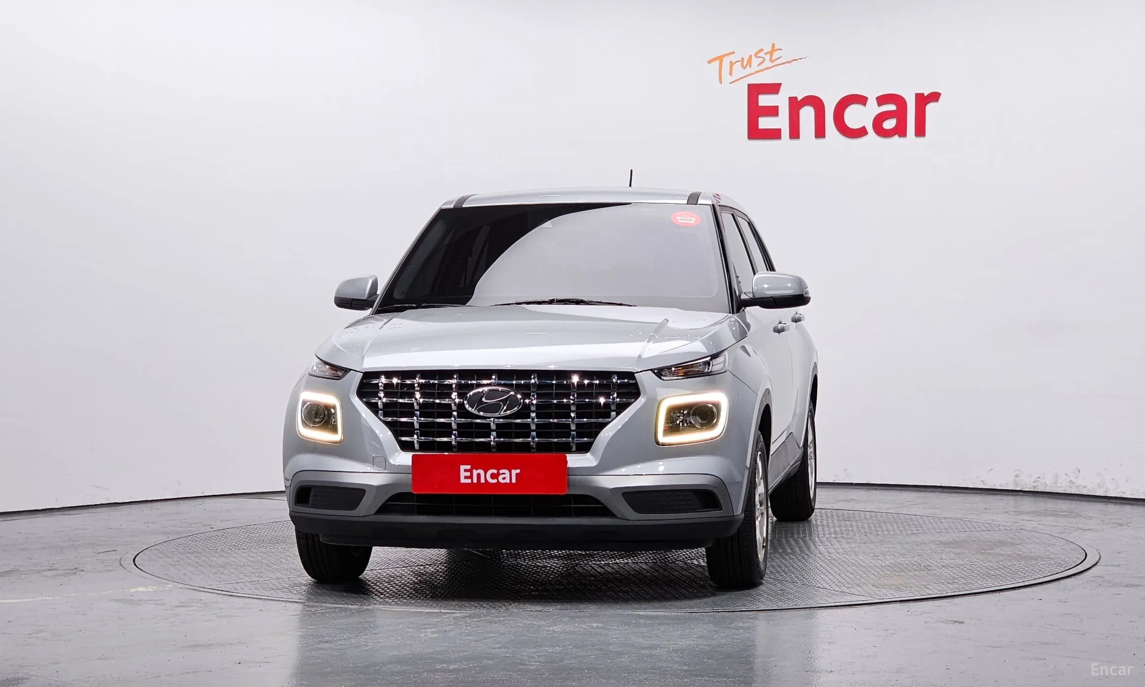 Hyundai Venue превью 2