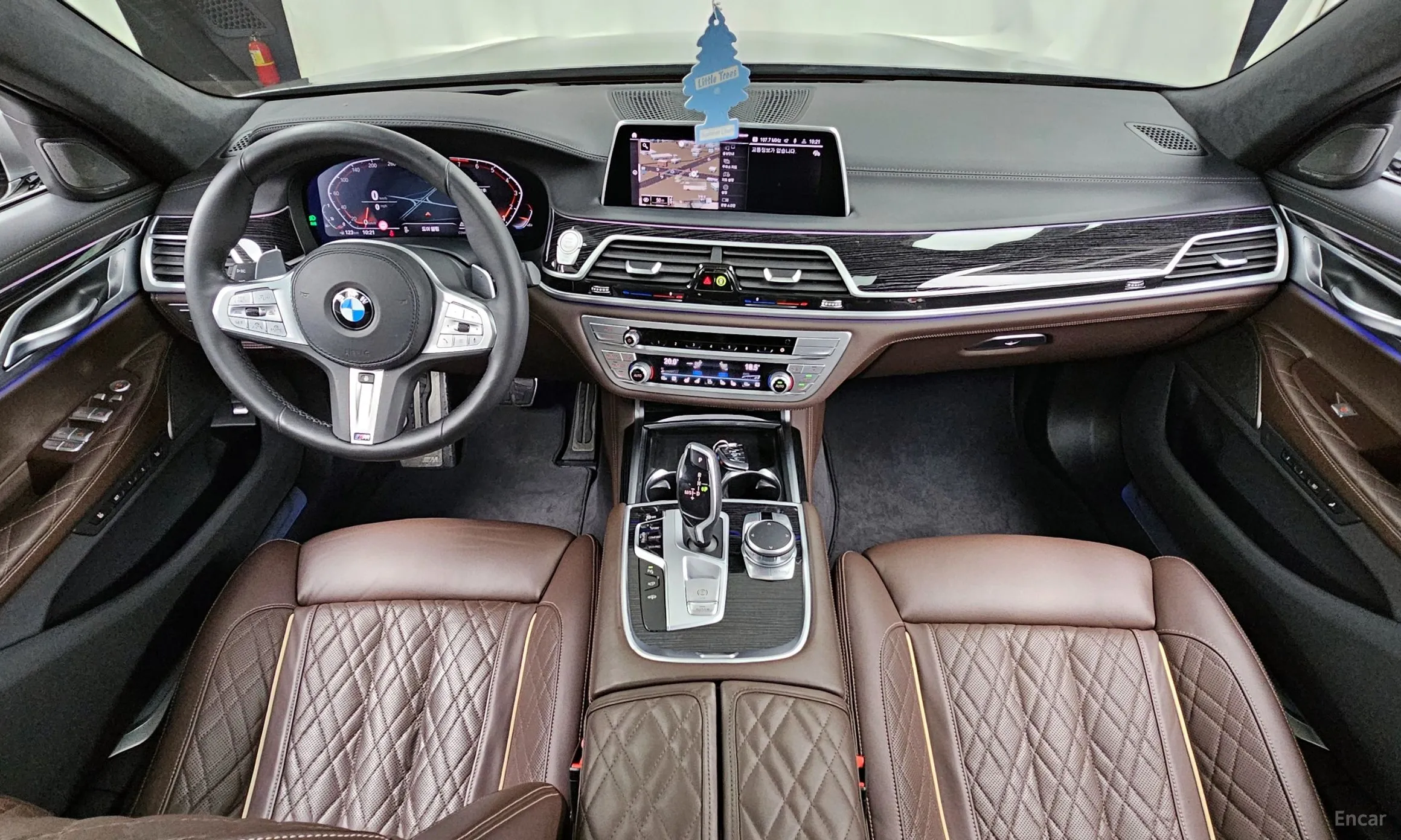 BMW 7 Series (G11) превью 4