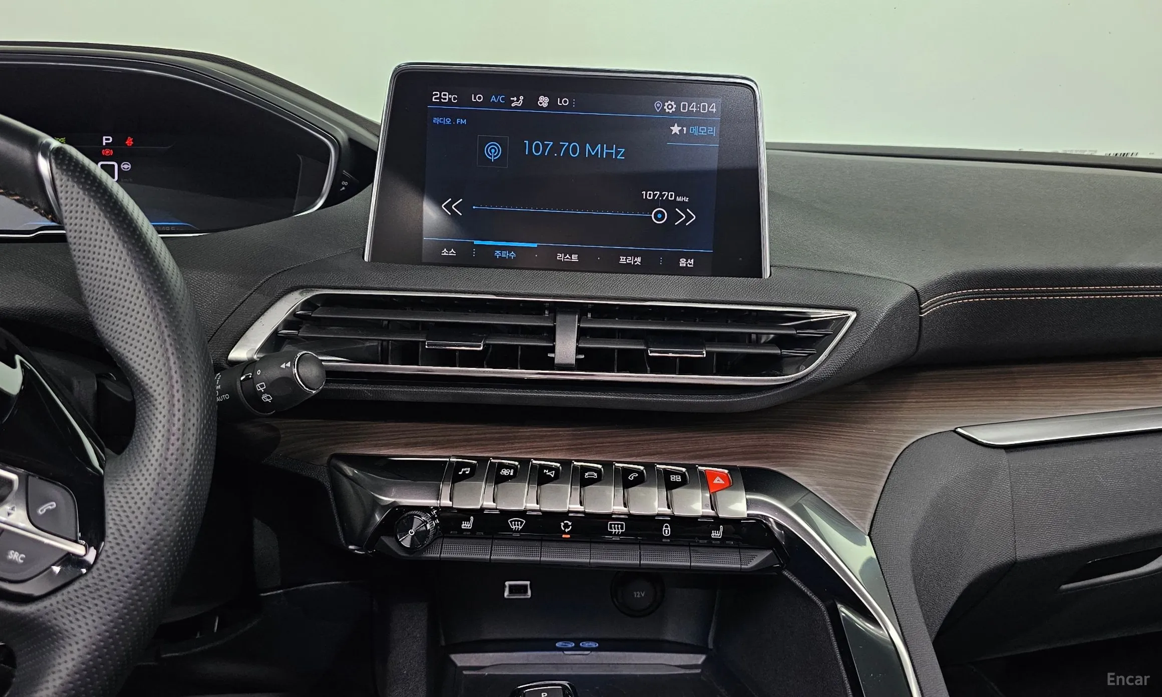 Peugeot 3008 2nd generation превью 14