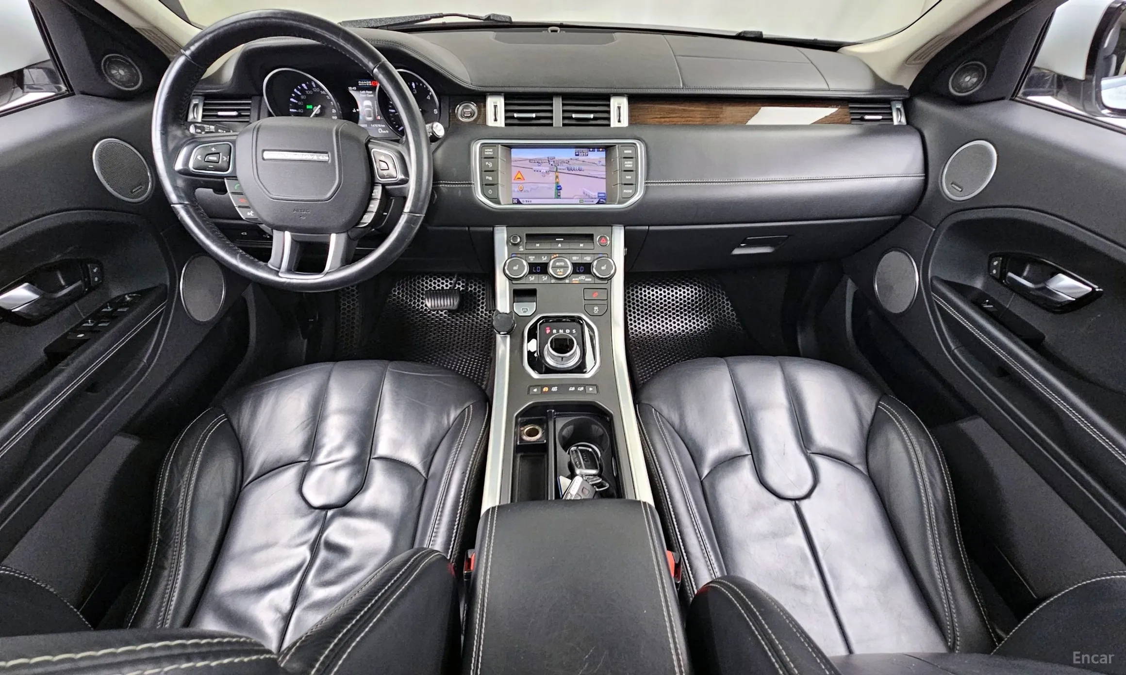 Land Rover Range Rover Evoque превью 4