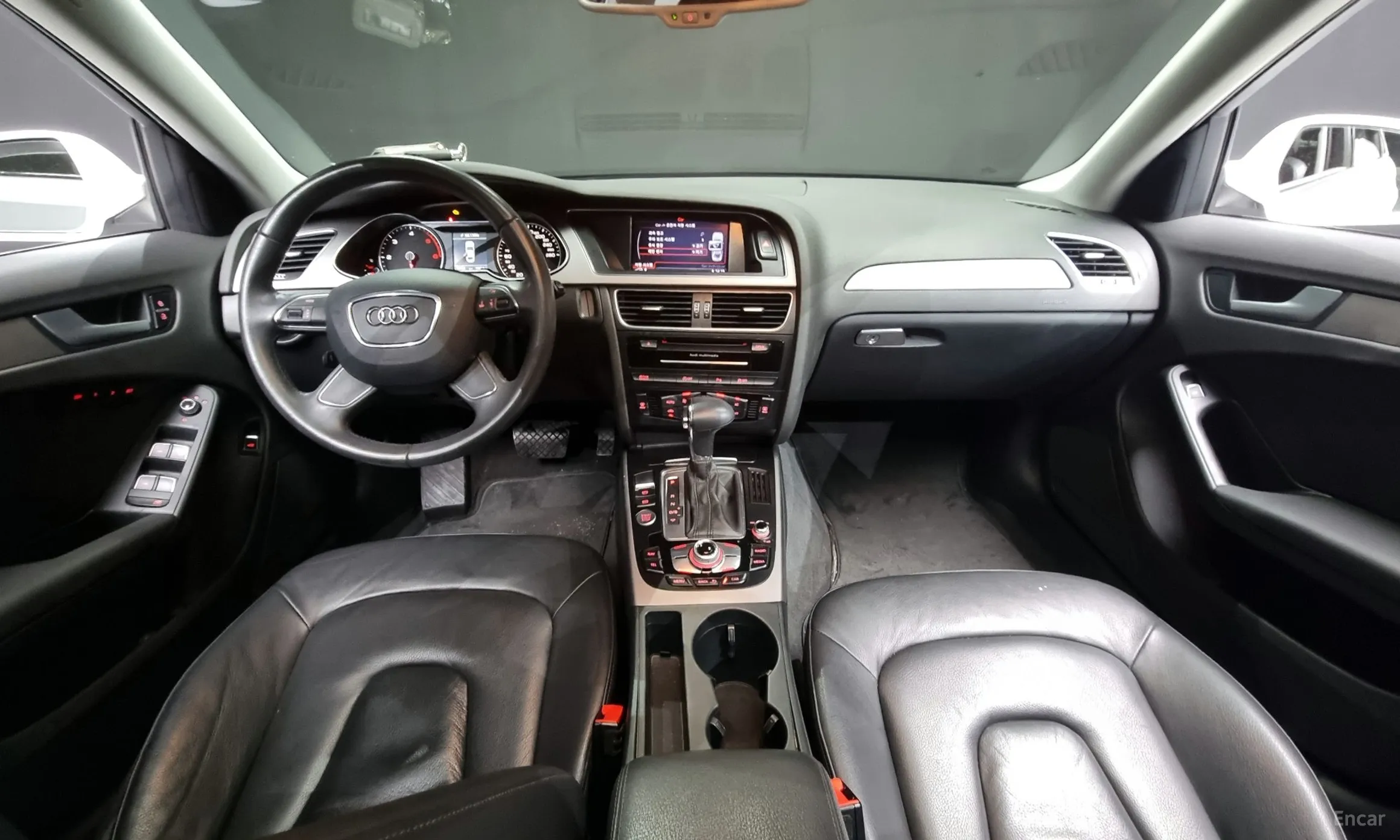 Audi New A4 превью 4