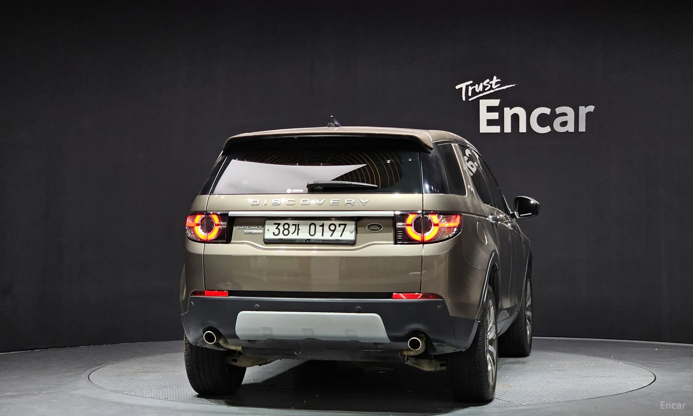Land Rover Discovery Sports превью 3